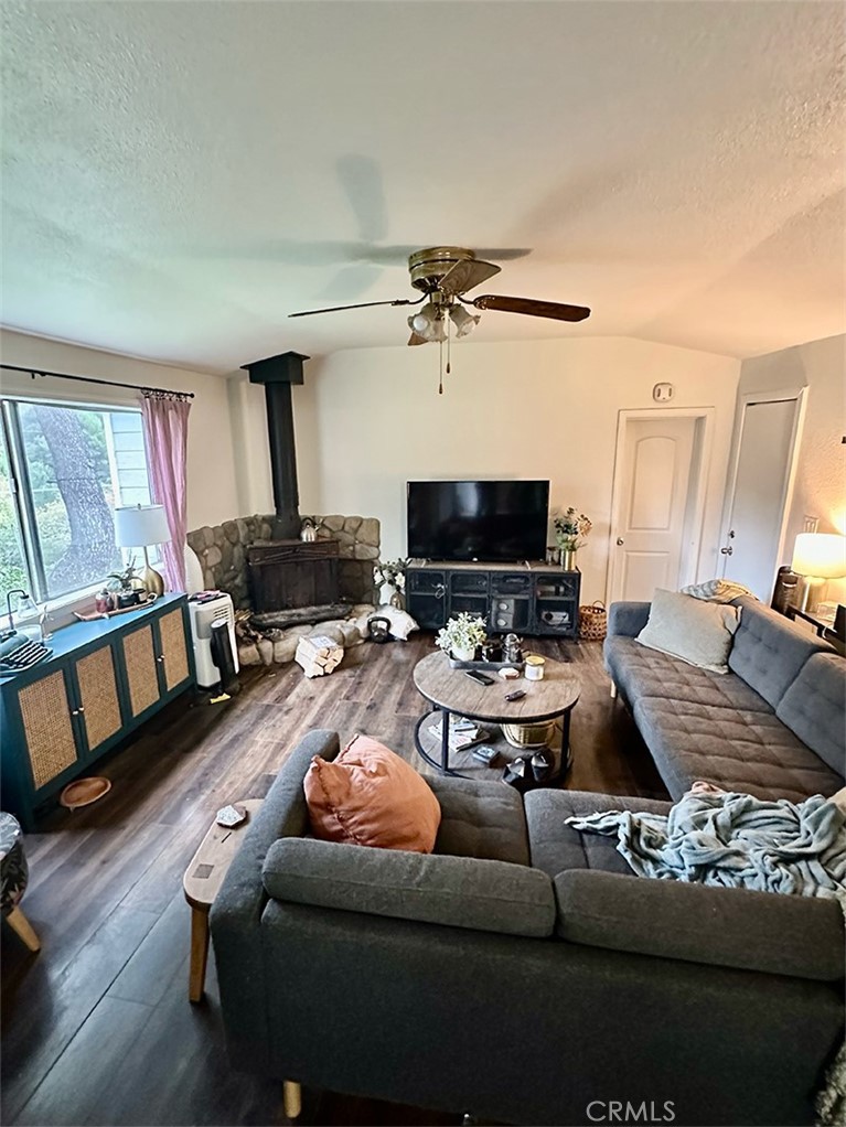 12211 Forest Trail