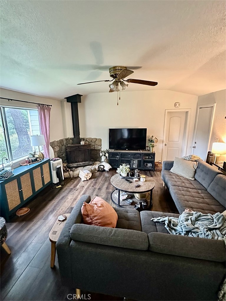 12211 Forest Trail