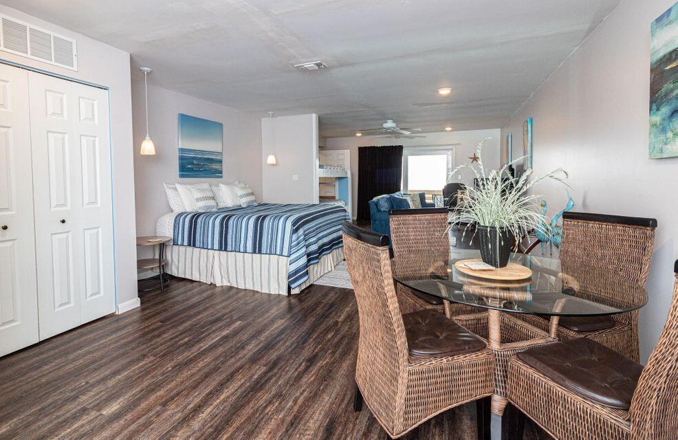 8468 Gulf Boulevard 2 & 3