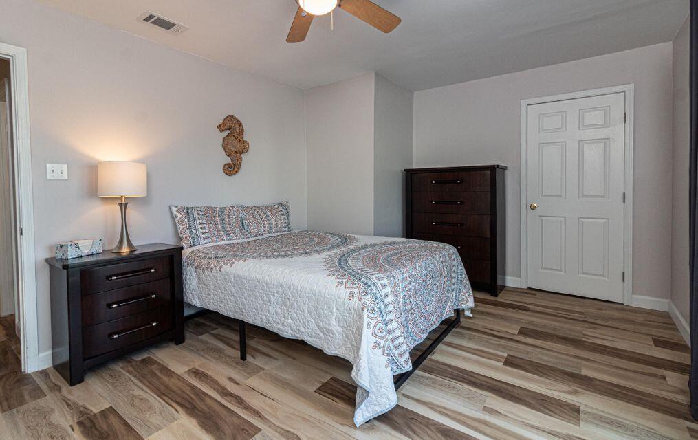 8468 Gulf Boulevard 2 & 3