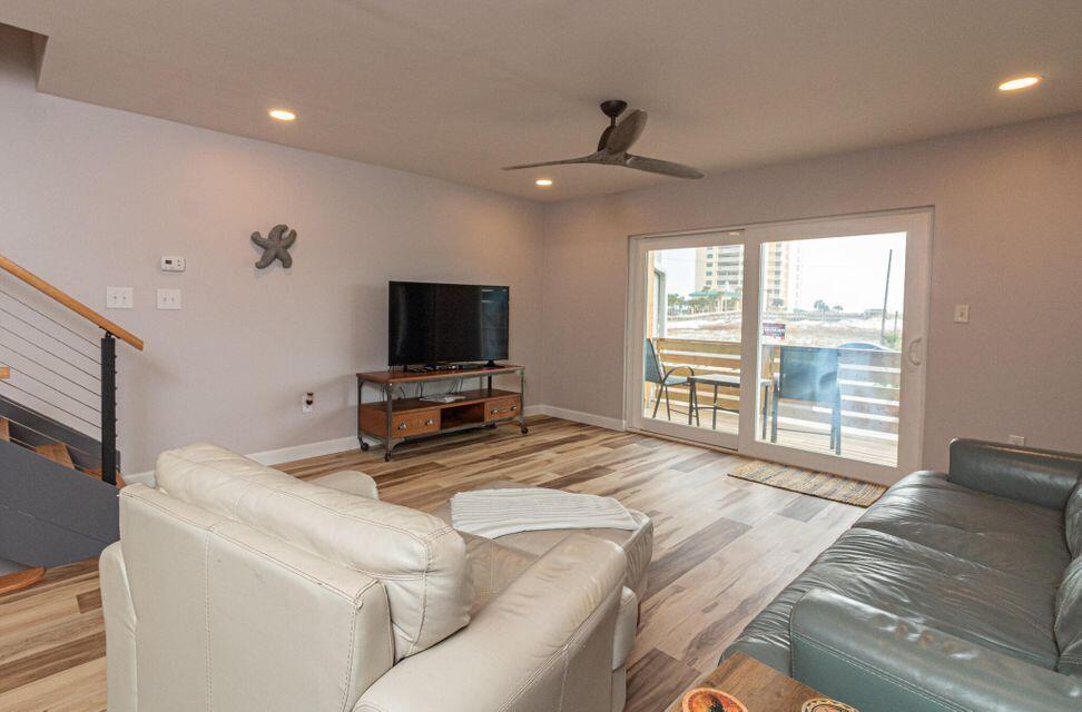 8468 Gulf Boulevard 2 & 3