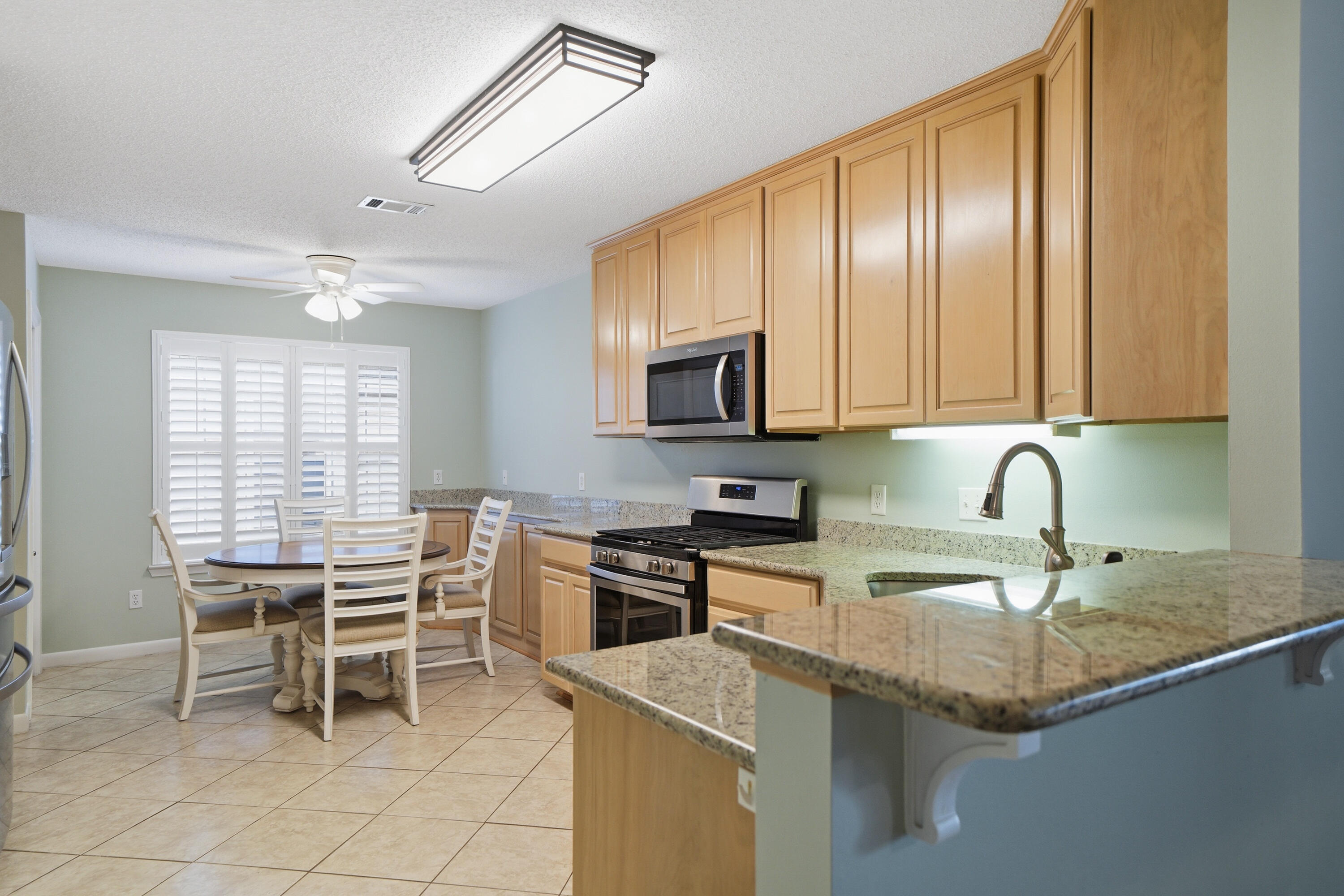 827 Fairway Lakes Drive