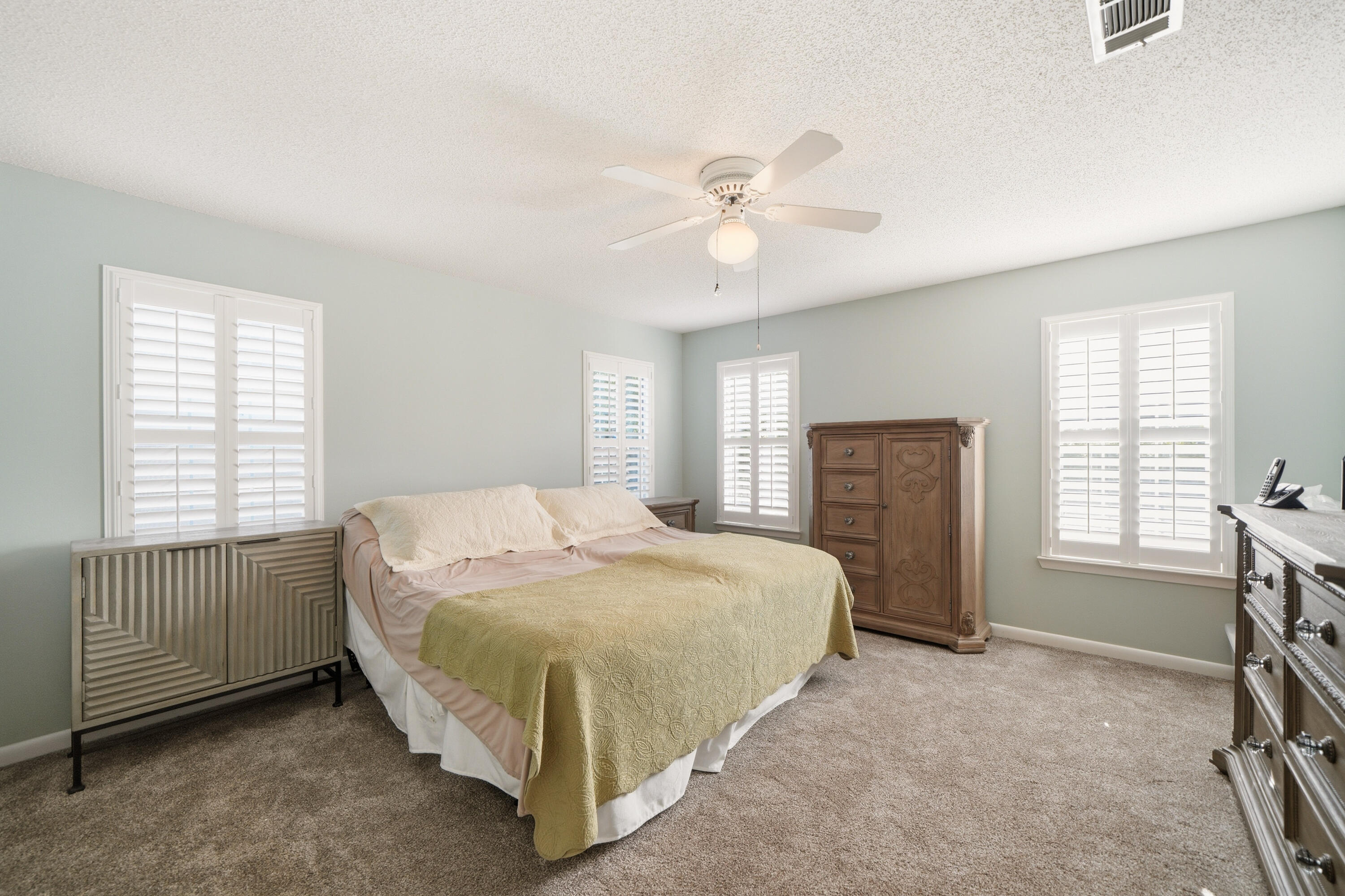 827 Fairway Lakes Drive