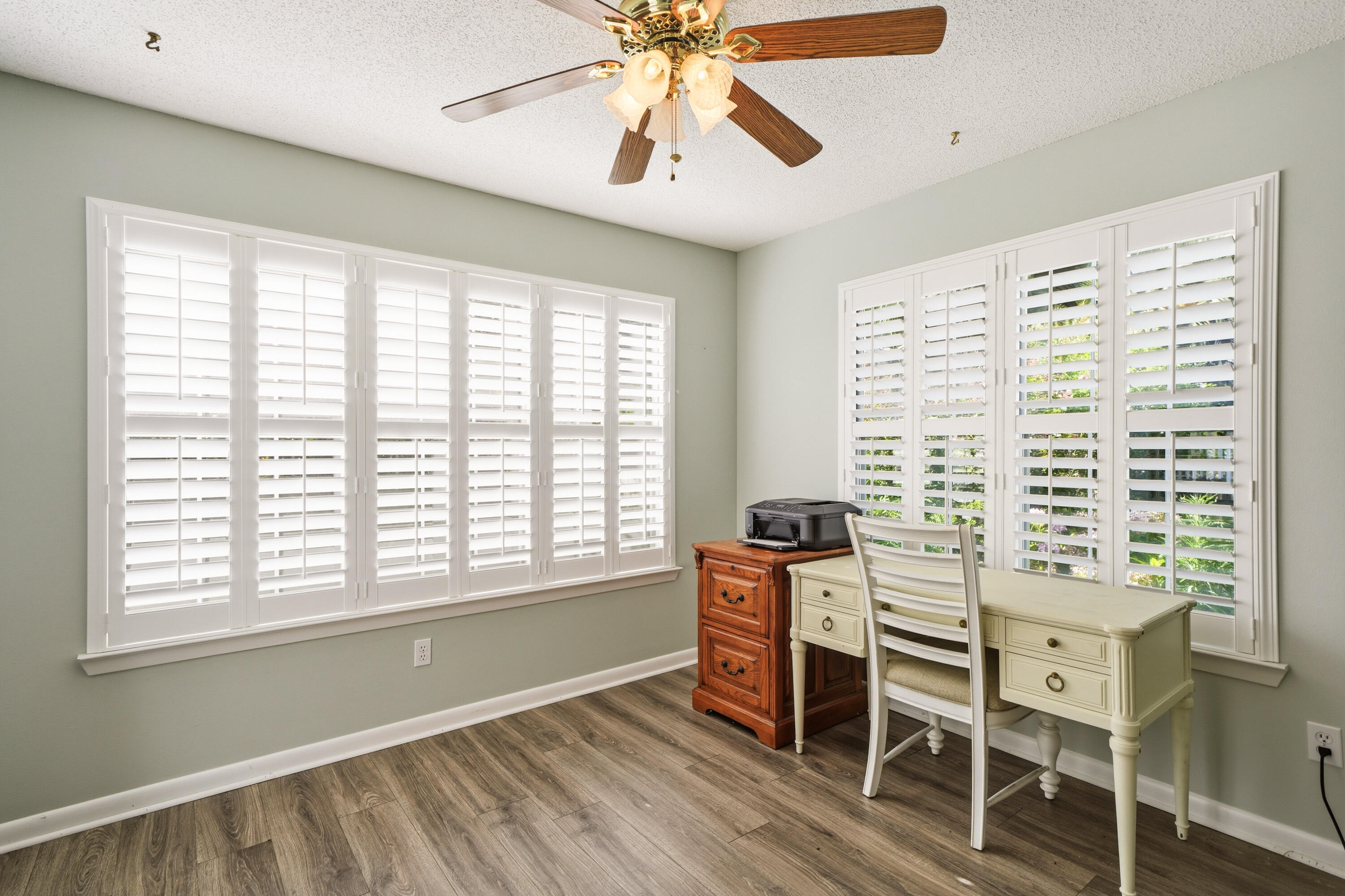 827 Fairway Lakes Drive