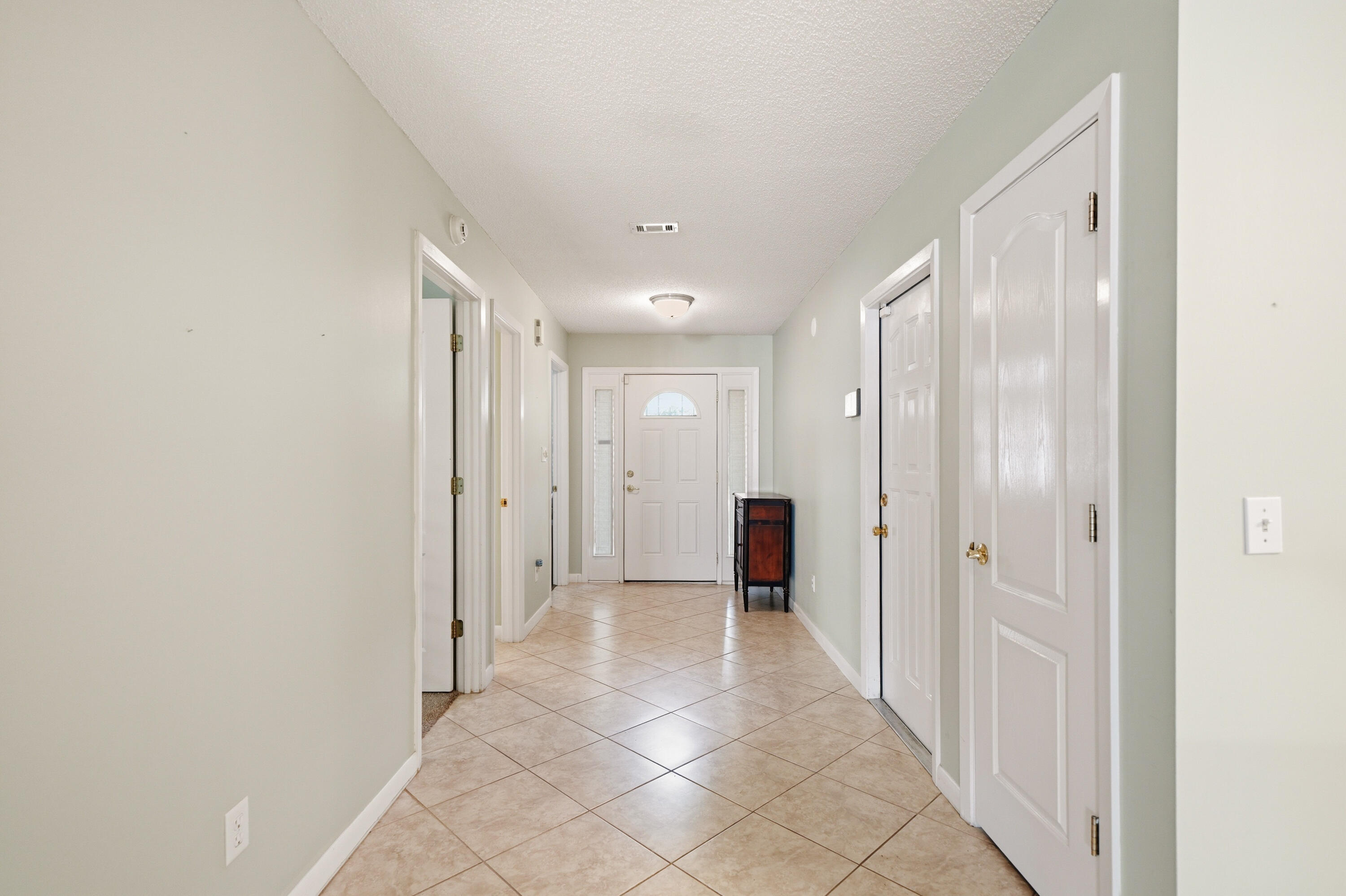 827 Fairway Lakes Drive