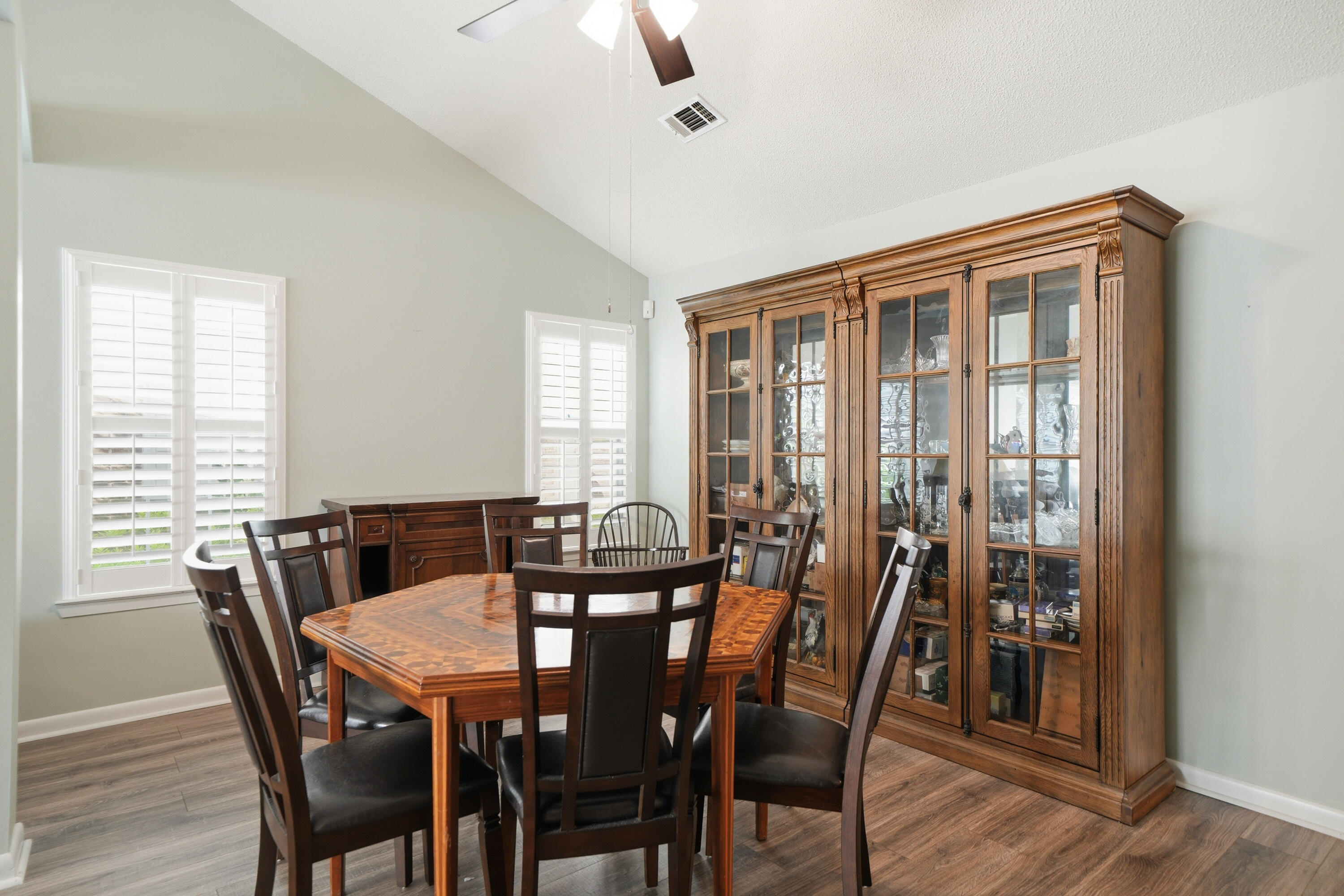 827 Fairway Lakes Drive
