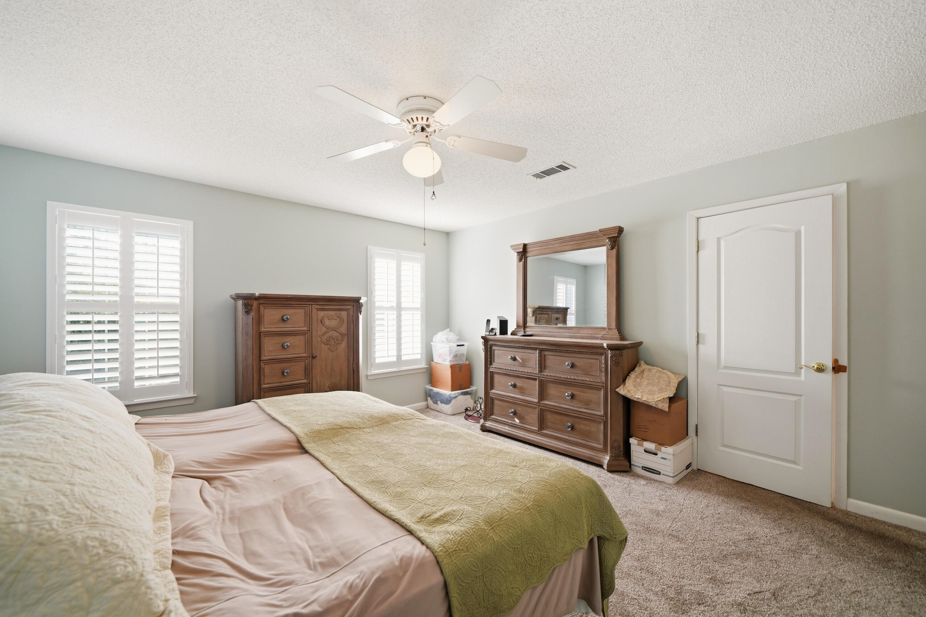 827 Fairway Lakes Drive