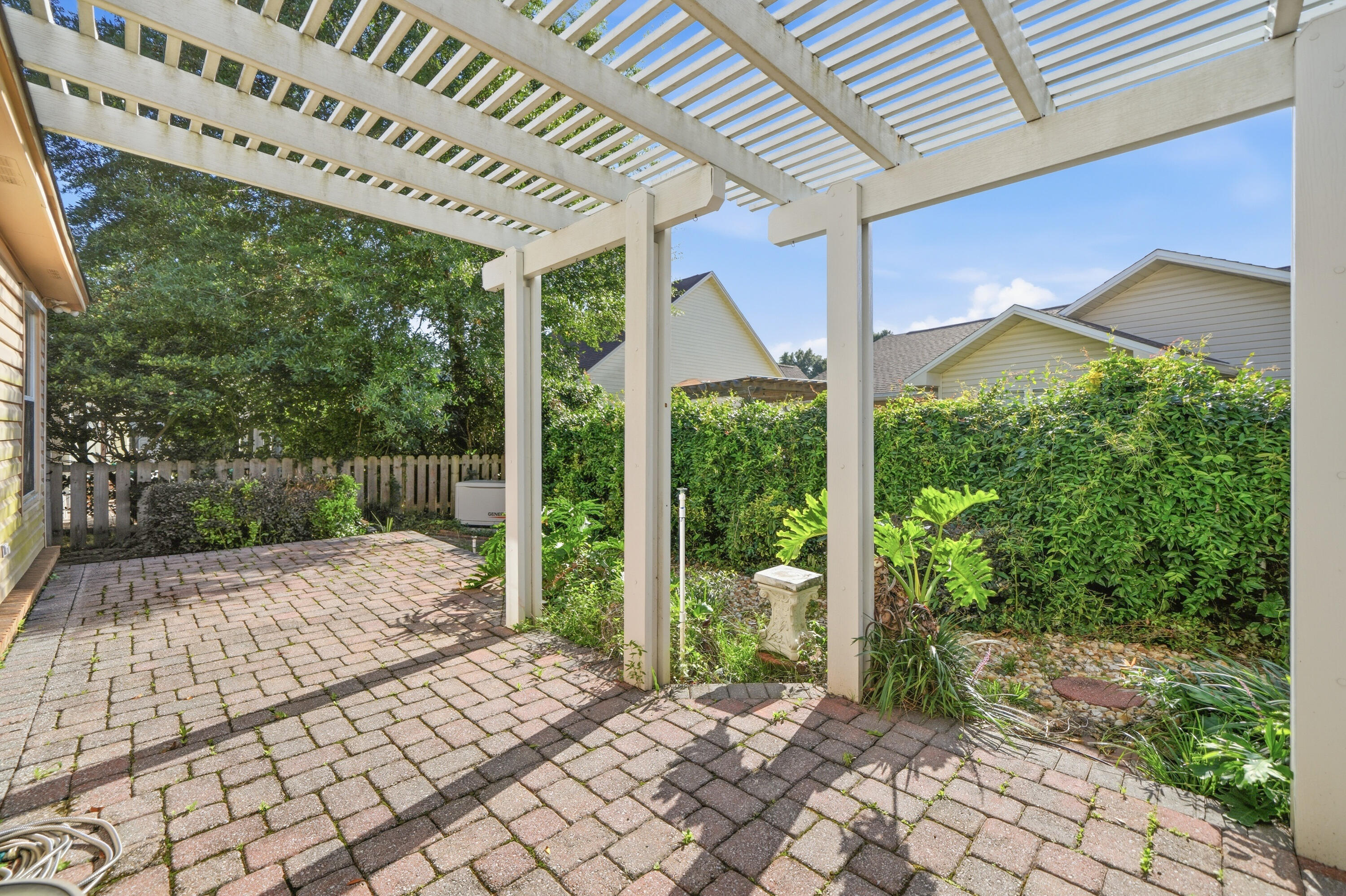 827 Fairway Lakes Drive