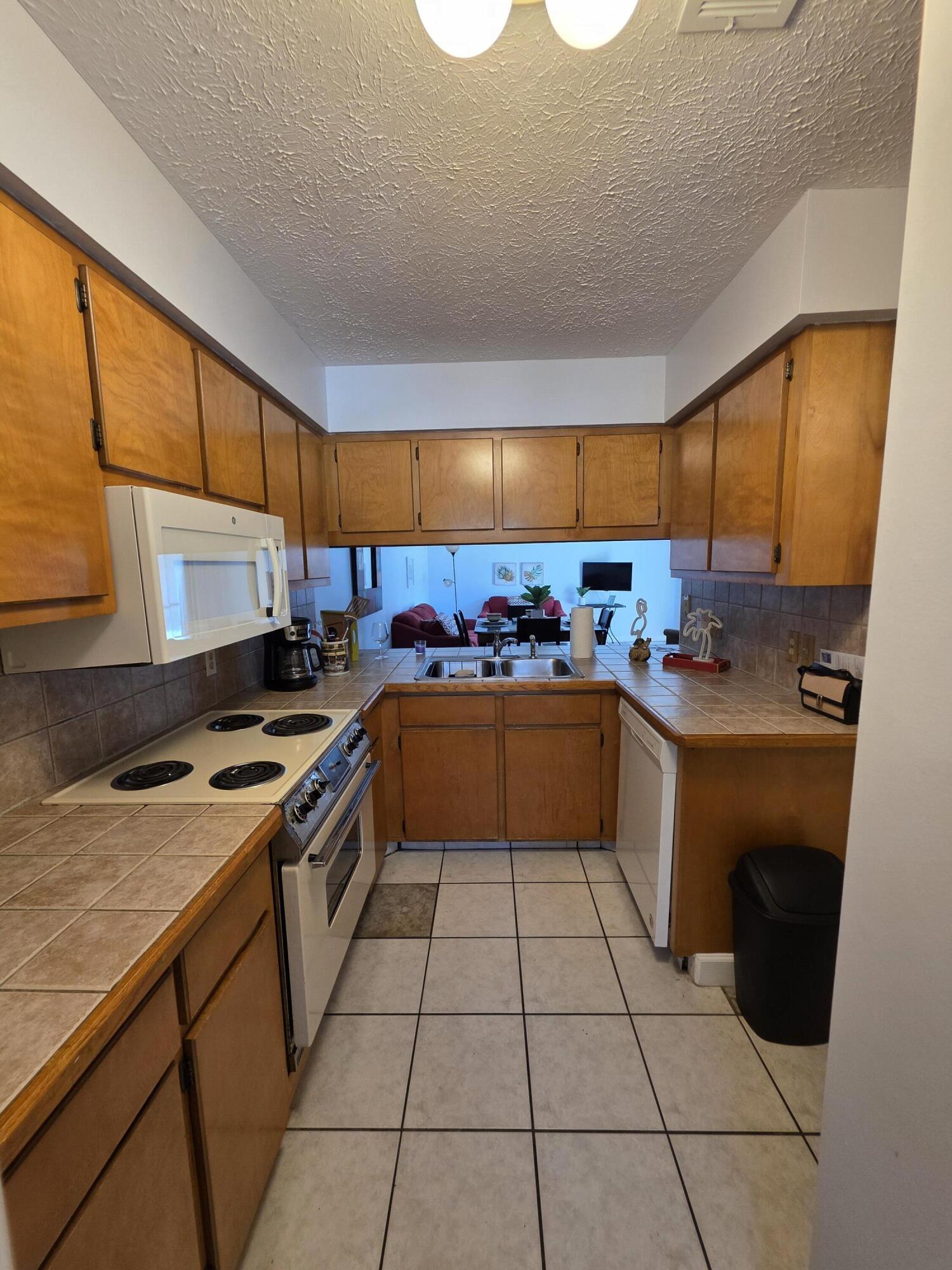 7125 N Lagoon Drive UNIT H