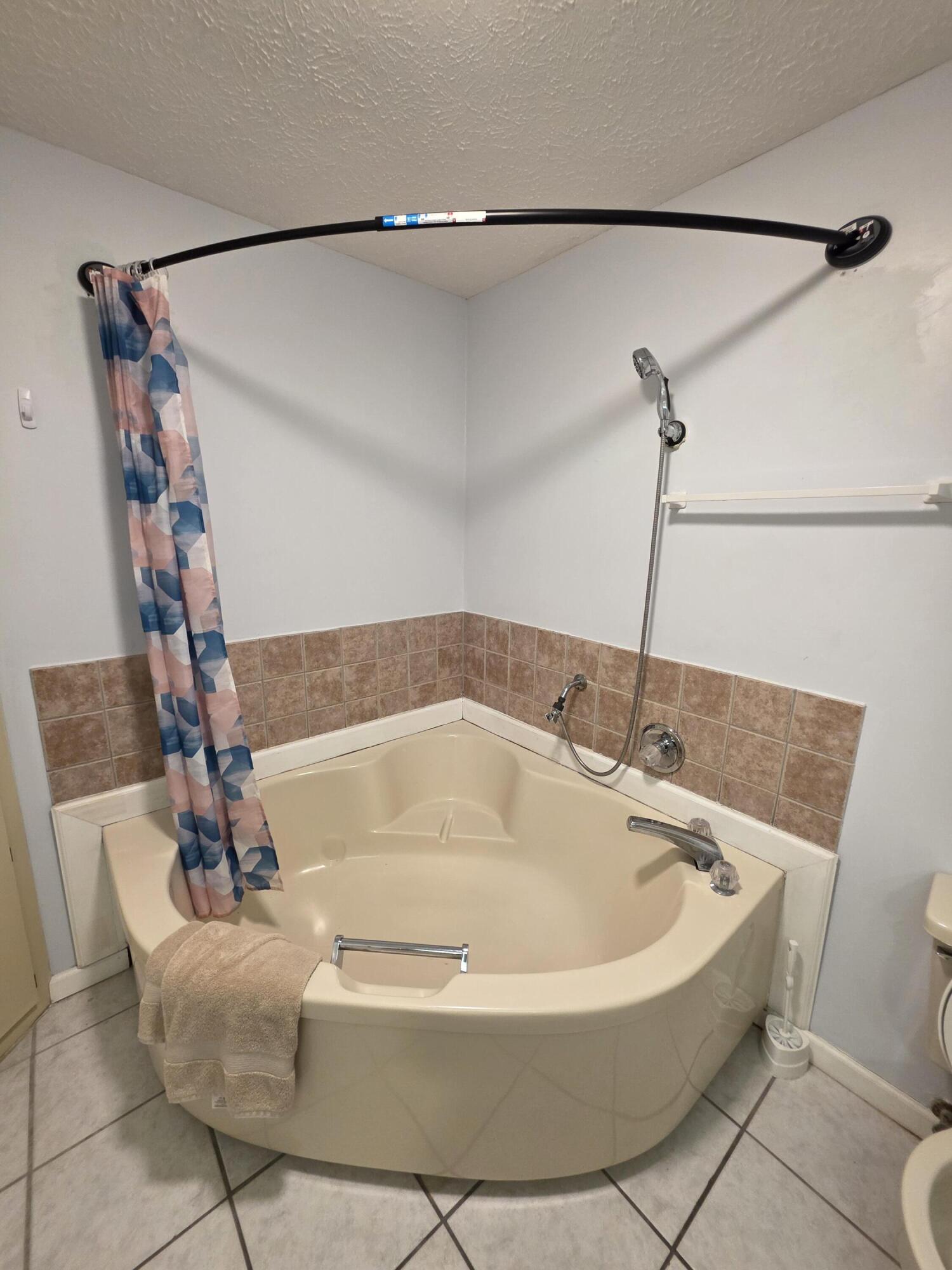 7125 N Lagoon Drive UNIT H