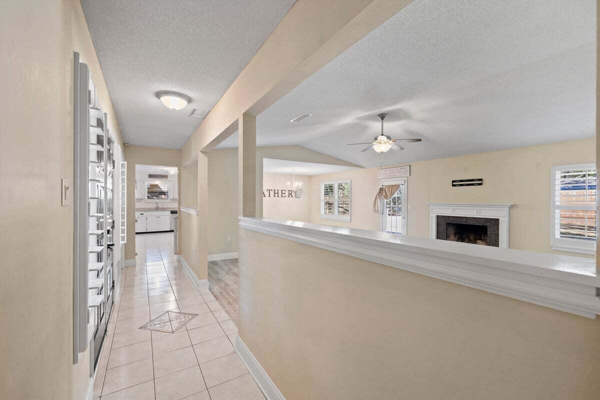 318 Jamaica Way