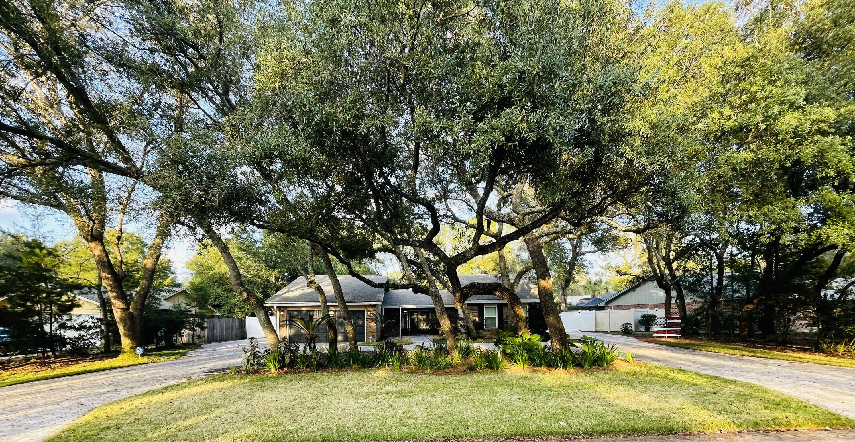 318 Jamaica Way