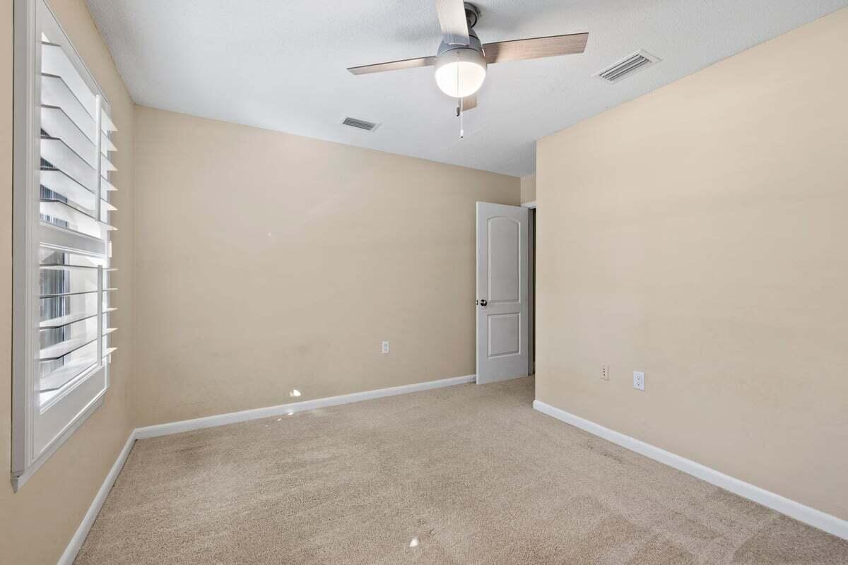 318 Jamaica Way