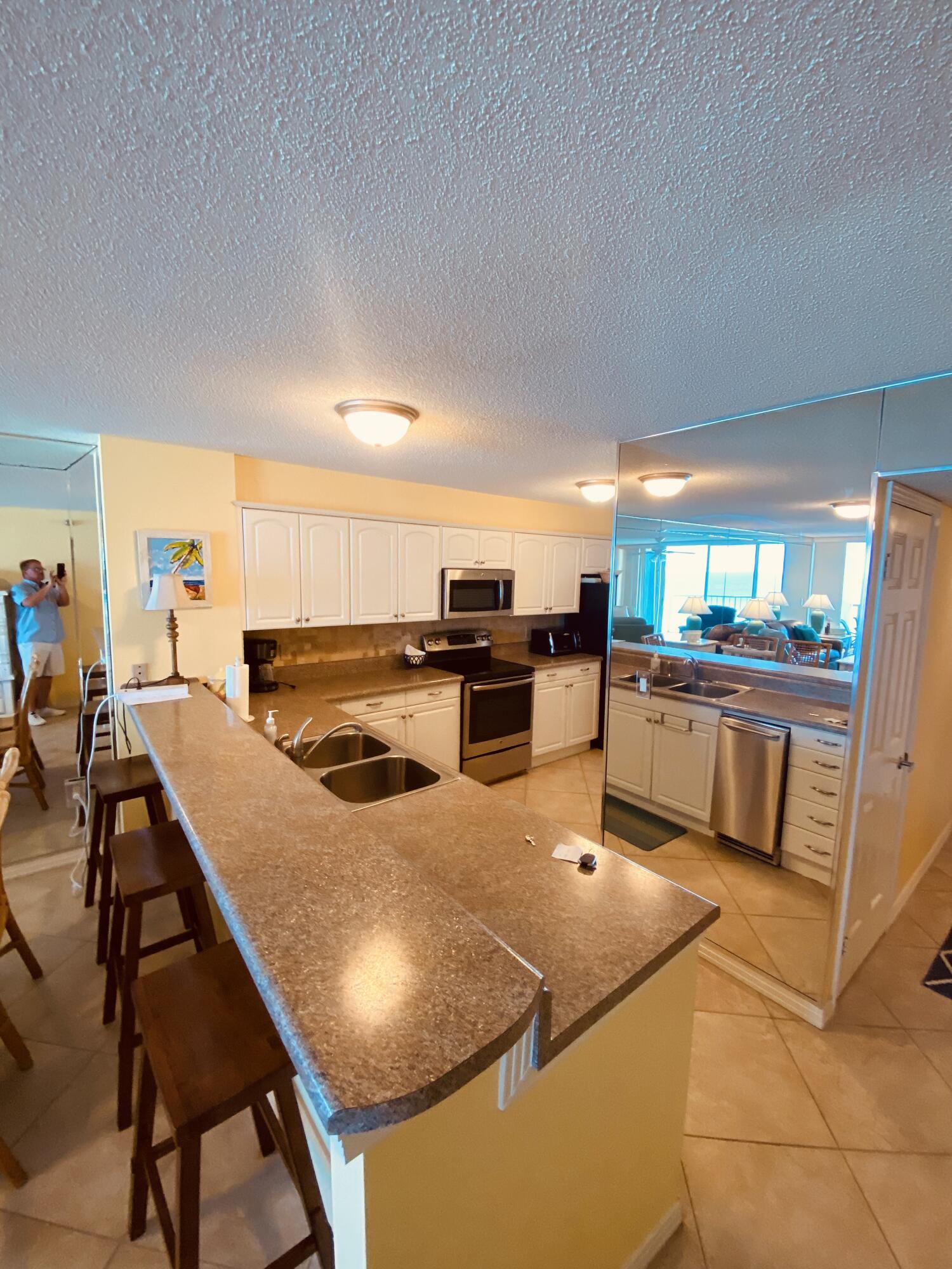 9815 W Highway 98, 602A