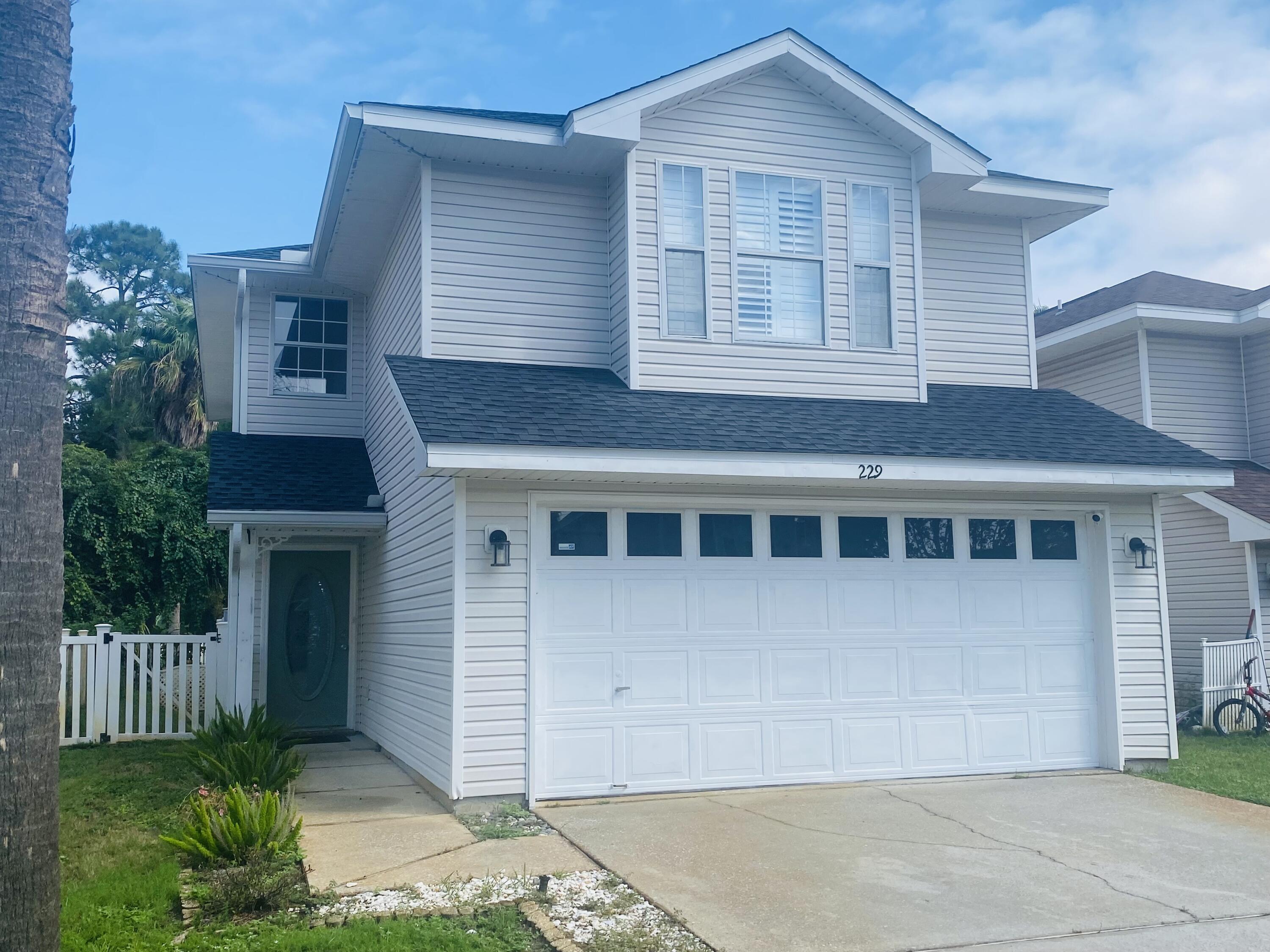 229 Twin Lakes Drive
