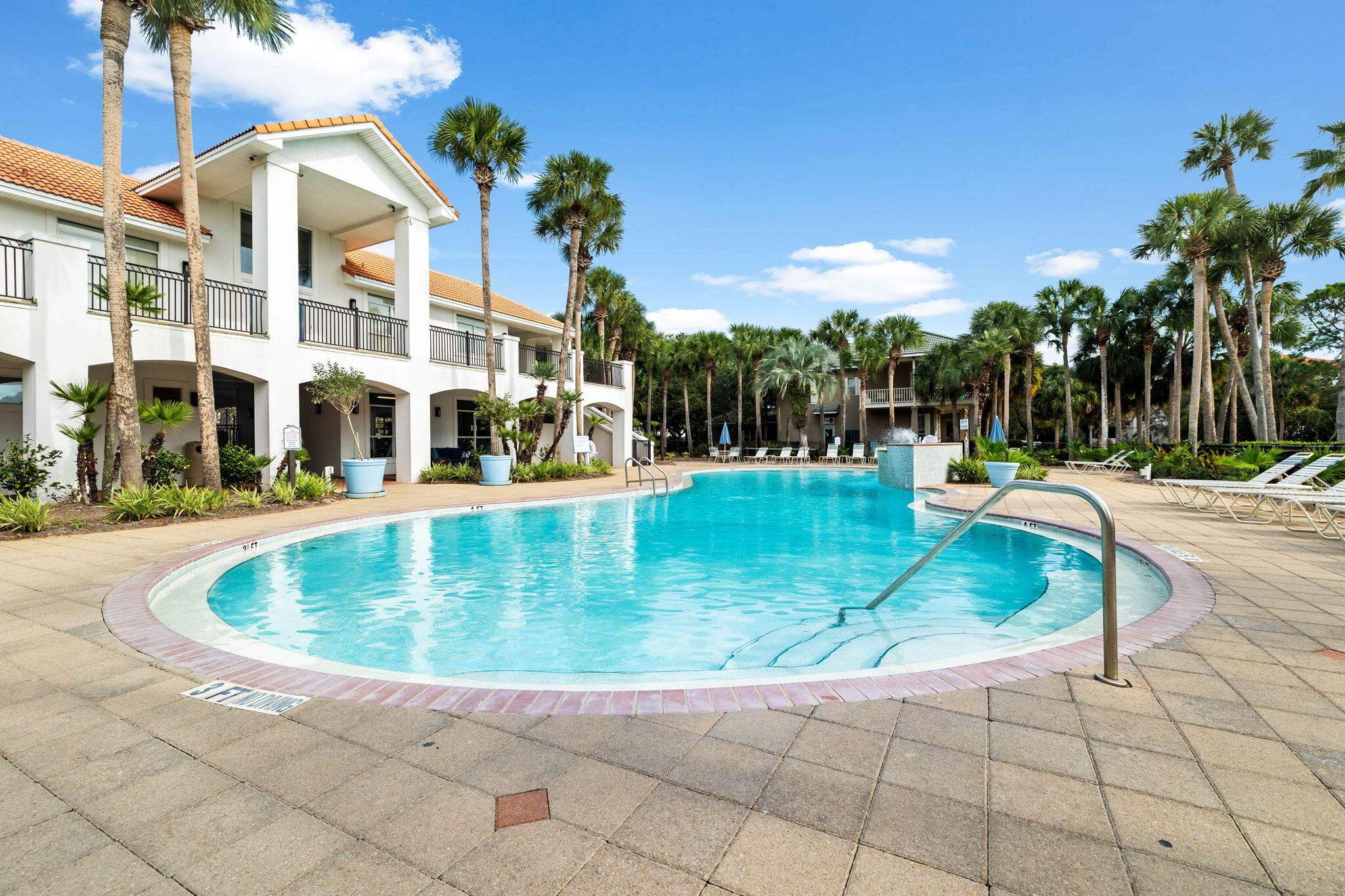 84 Vista Bluffs