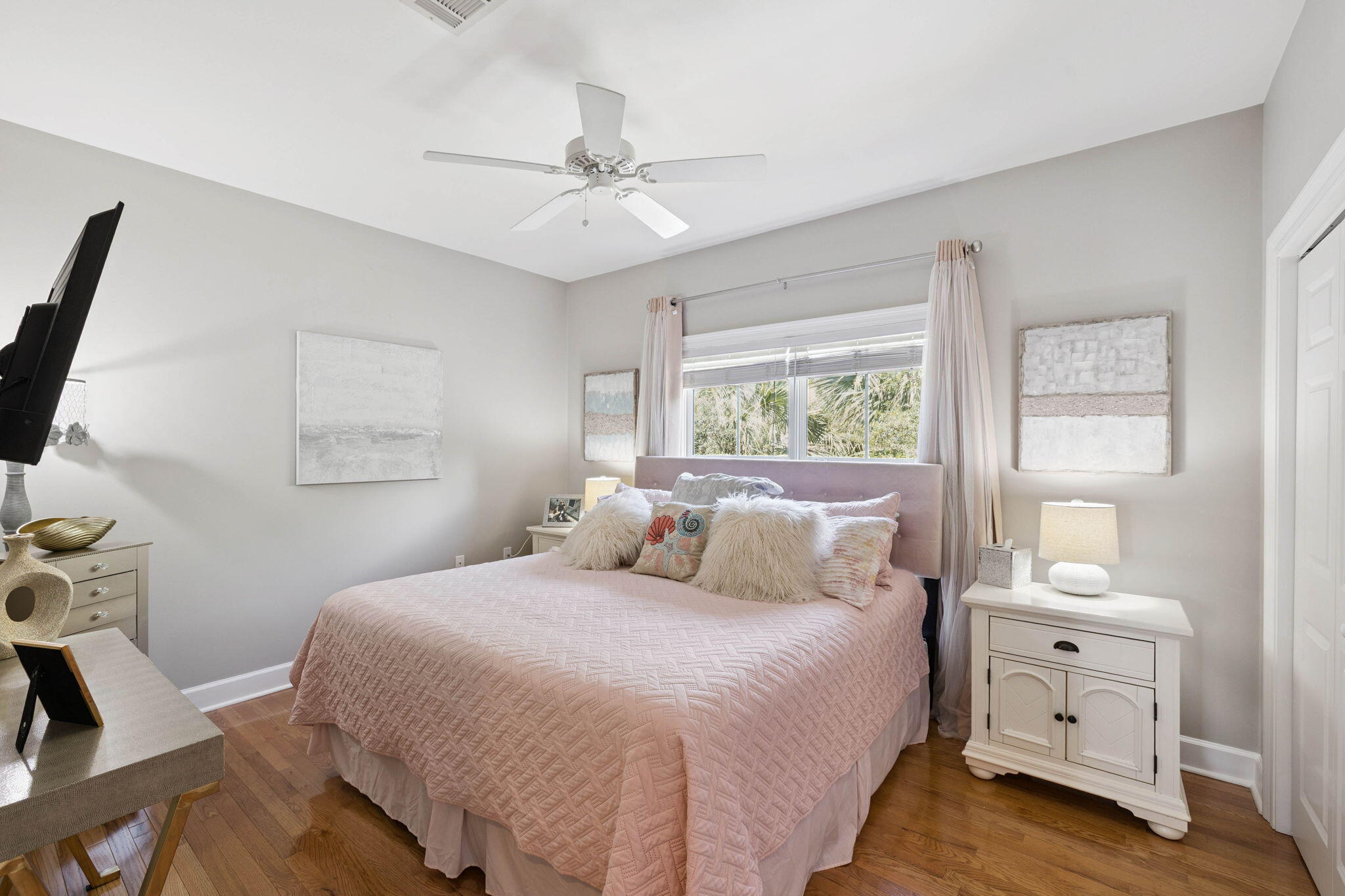 84 Vista Bluffs