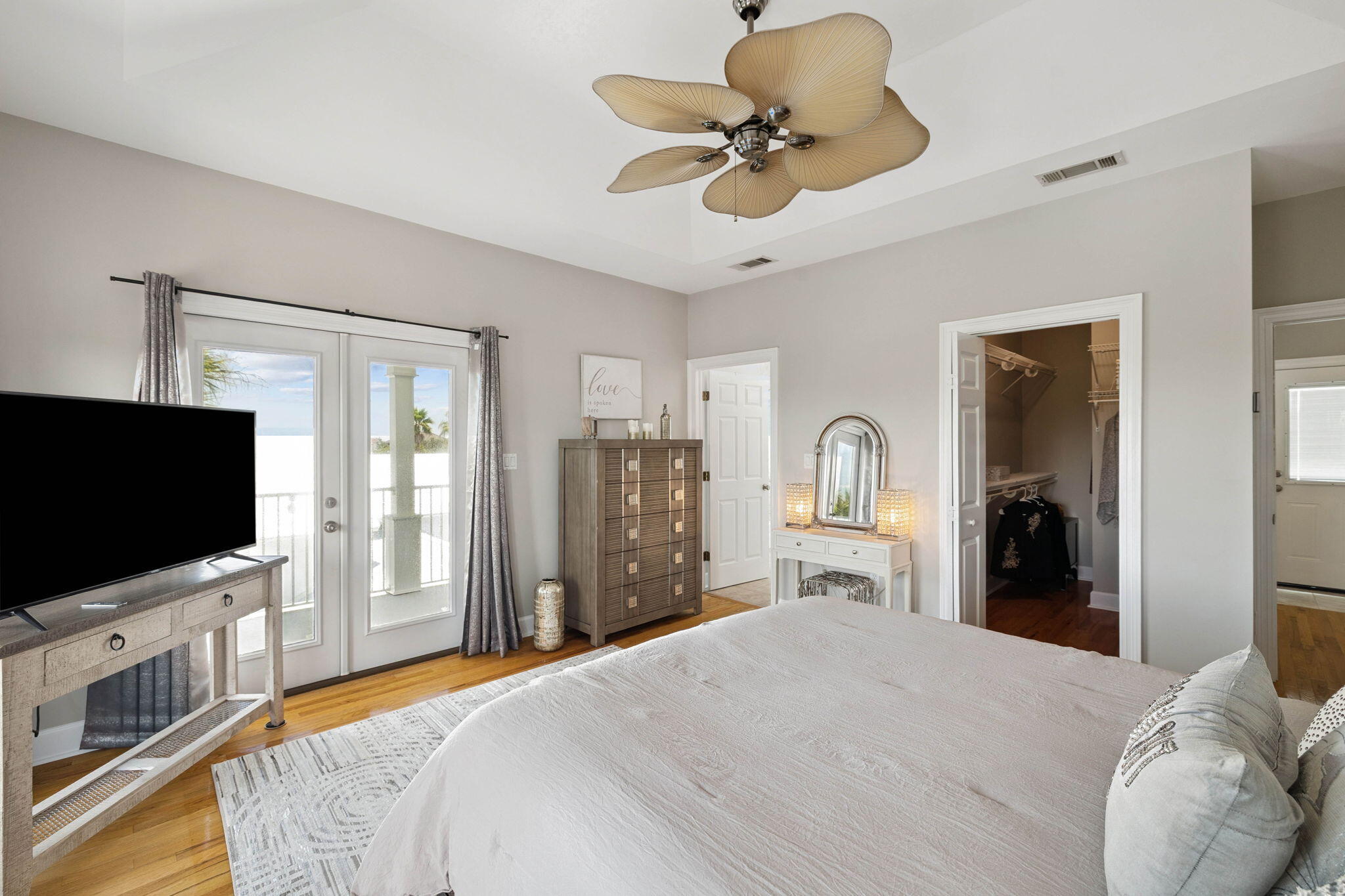 84 Vista Bluffs
