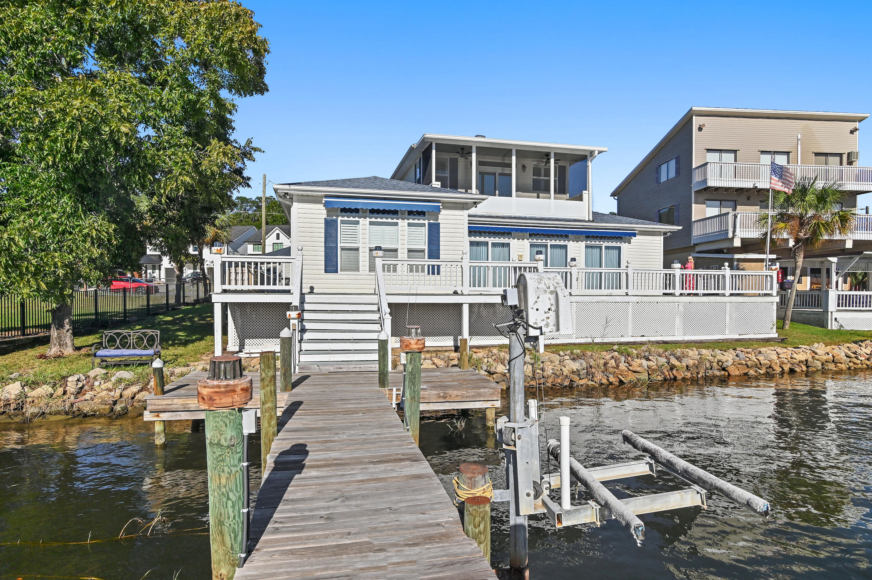 813 Bayshore Drive, Niceville