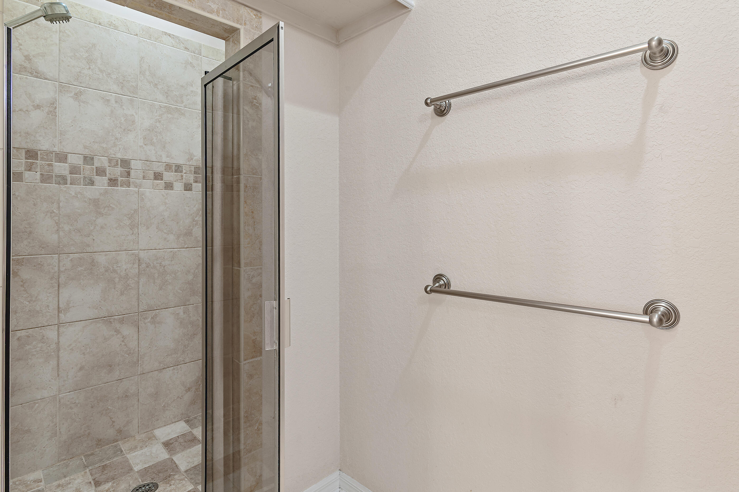 813 Bayshore Drive, Niceville