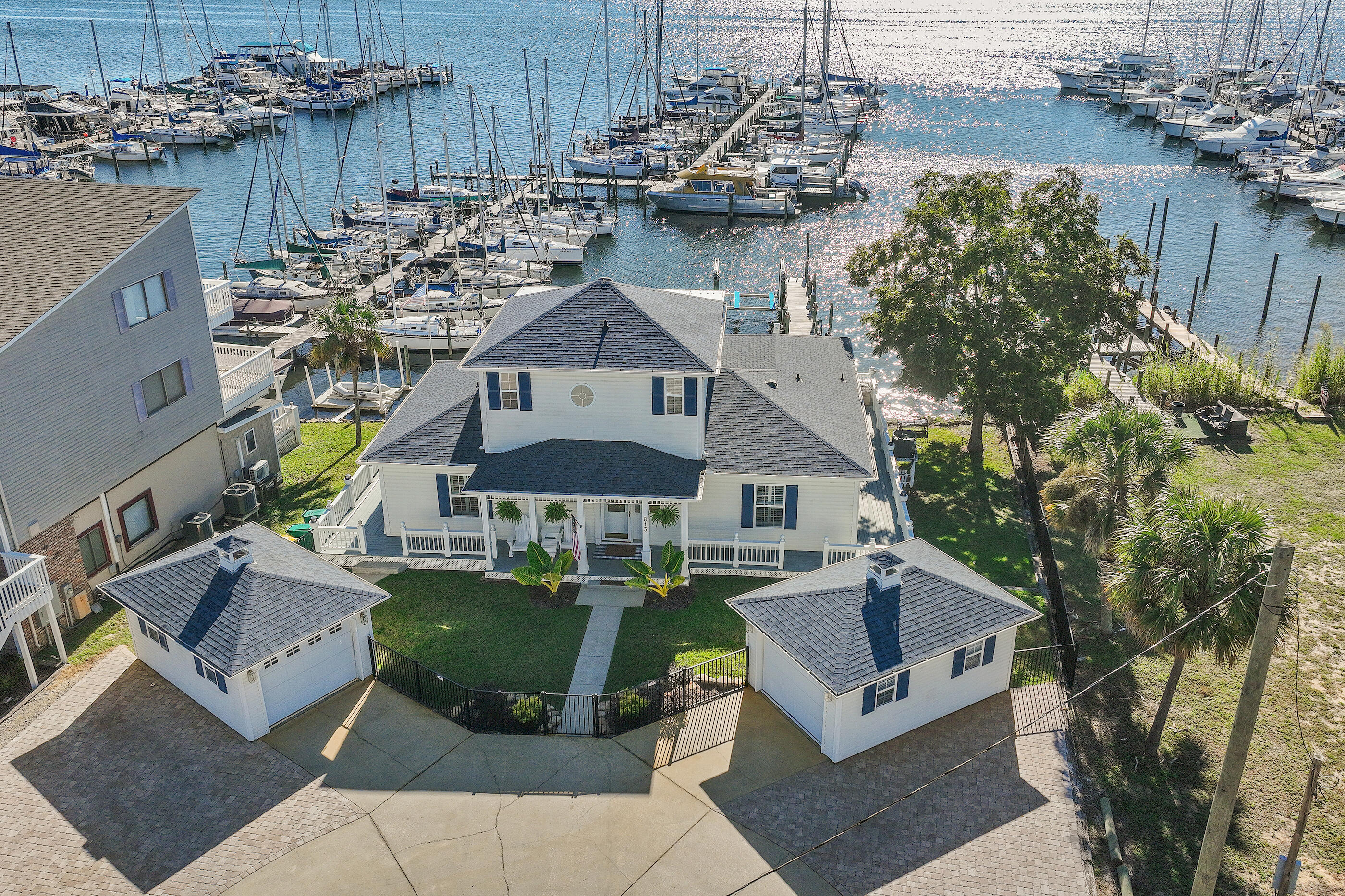 813 Bayshore Drive, Niceville