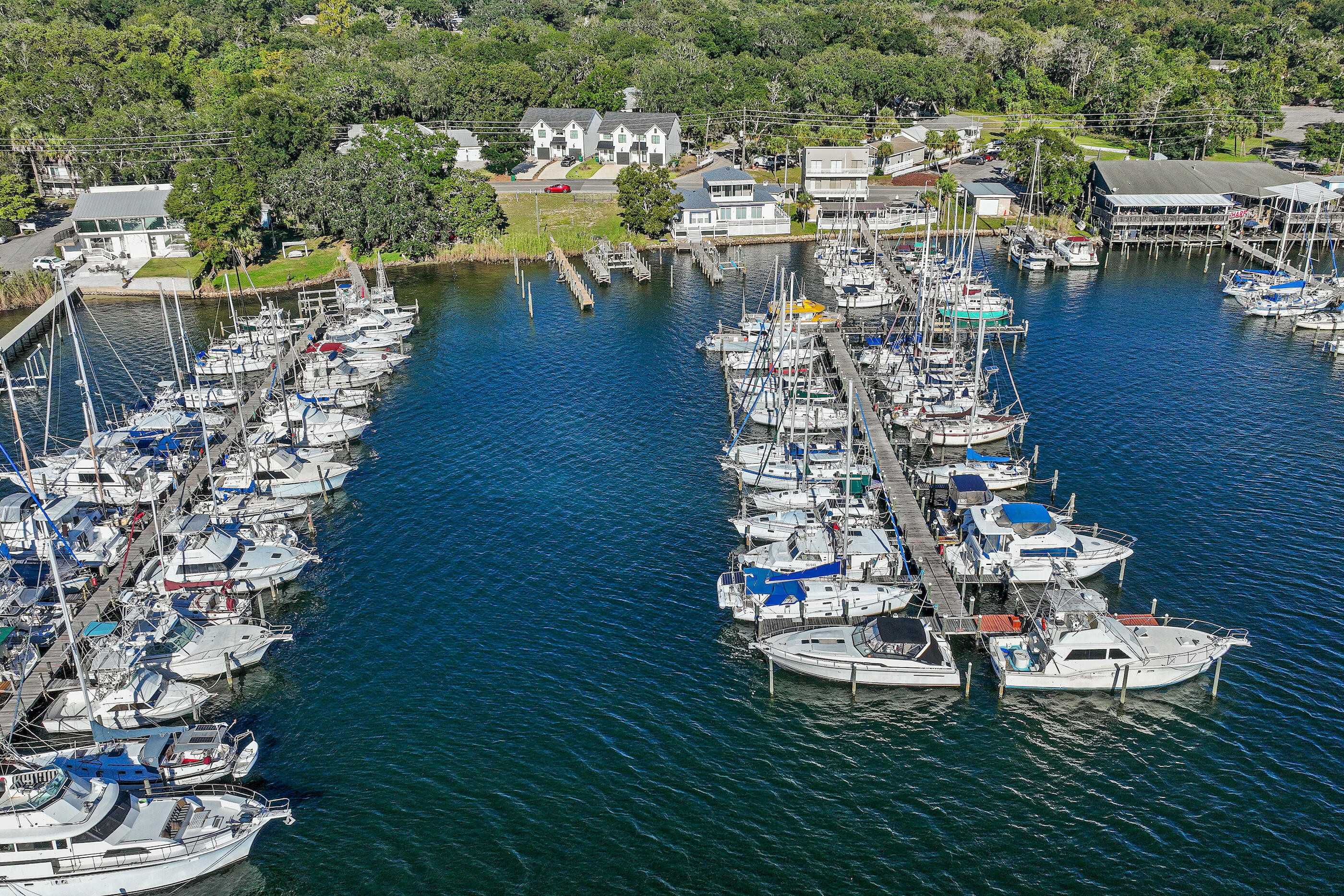 813 Bayshore Drive, Niceville