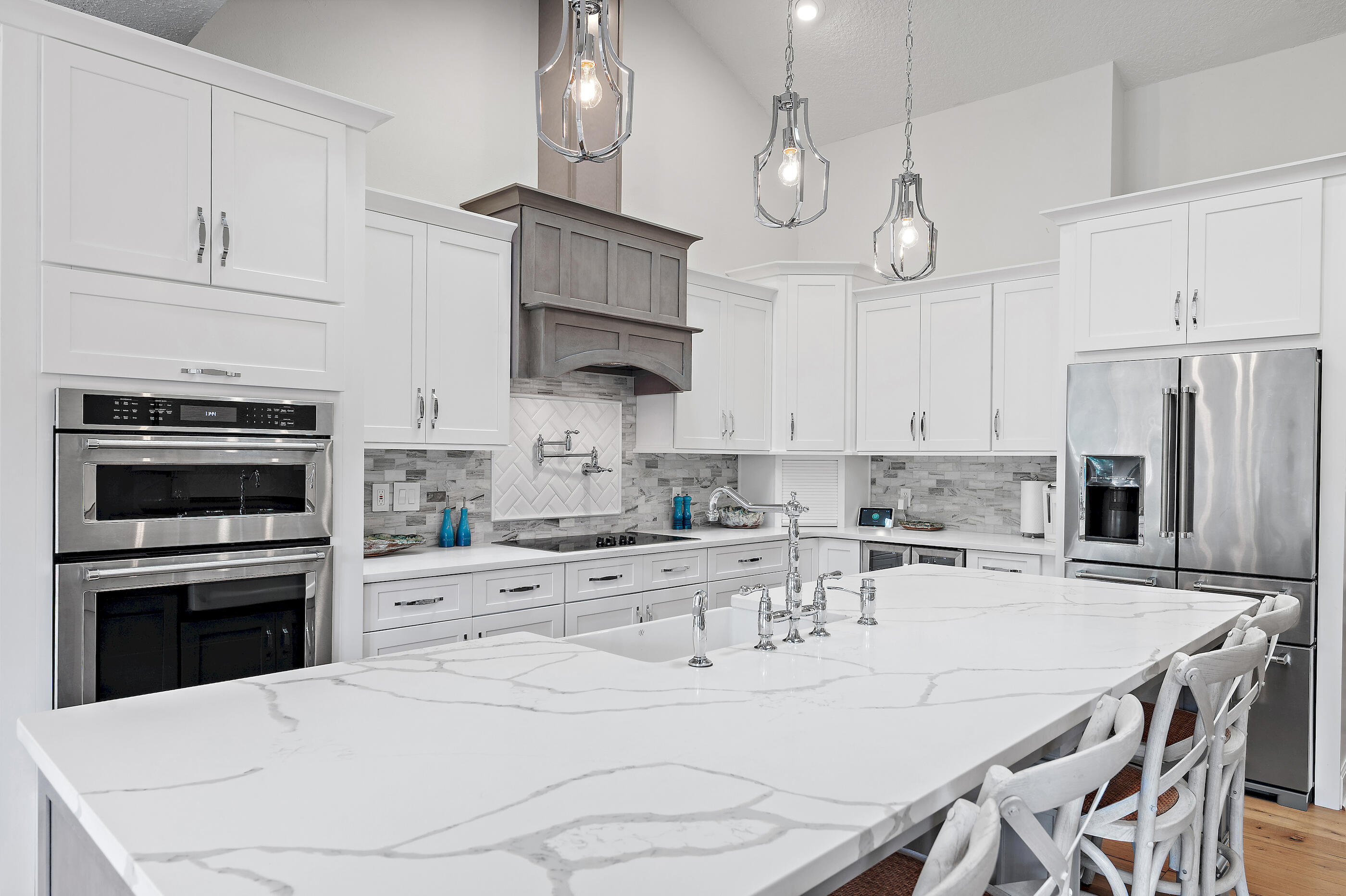 1402 E Baytowne Avenue