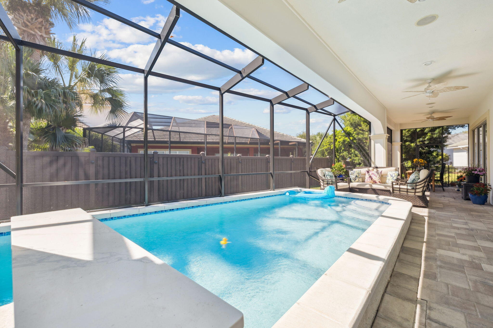 4732 Papaya Park
