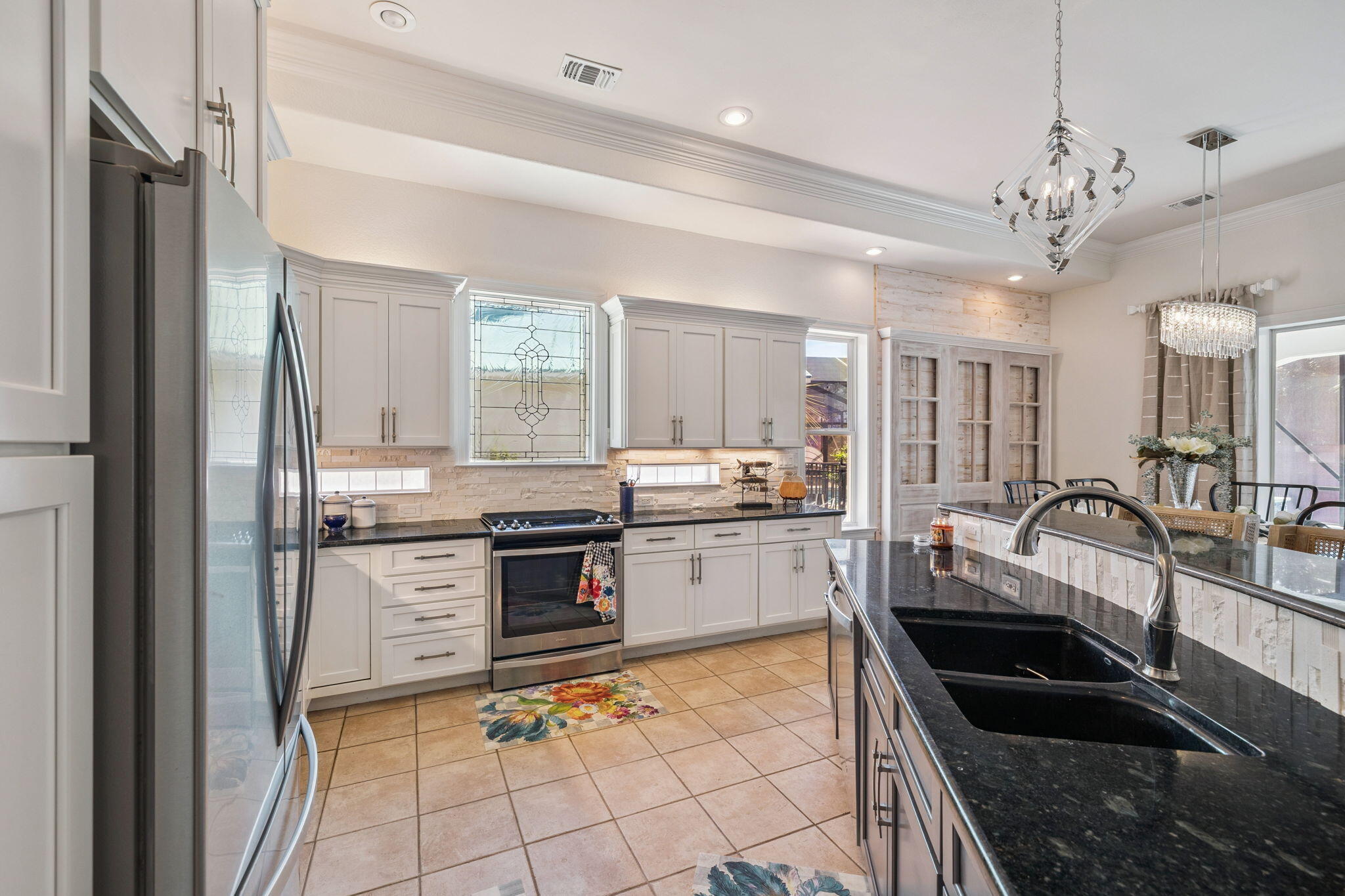 4732 Papaya Park