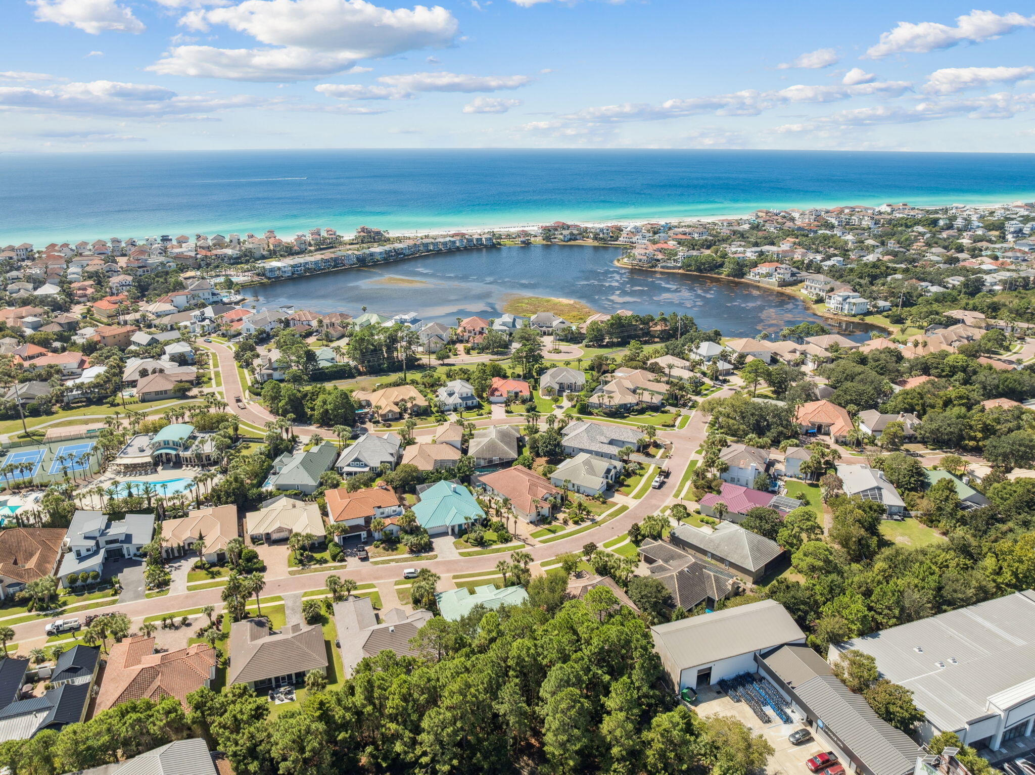 4732 Papaya Park