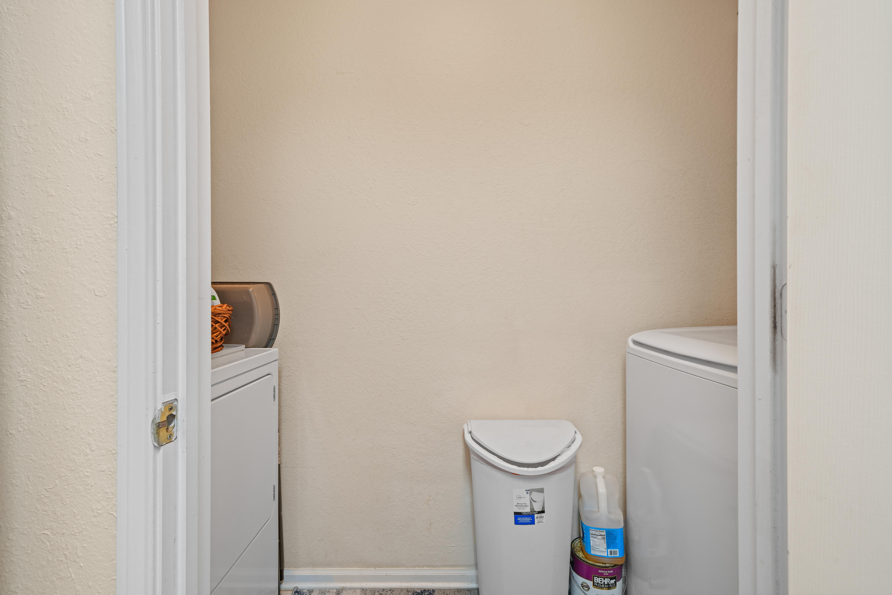 4040 Dancing Cloud Court 332