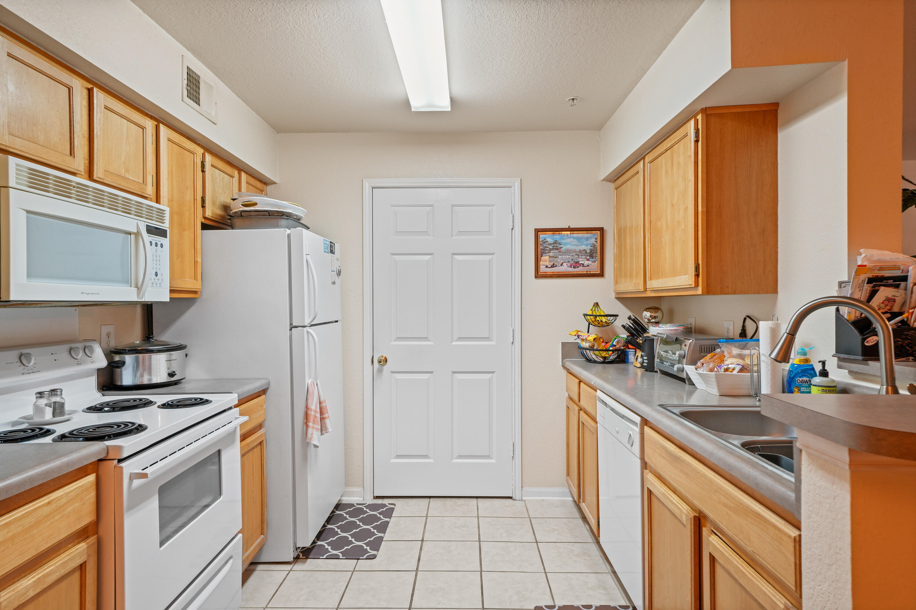 4040 Dancing Cloud Court 332