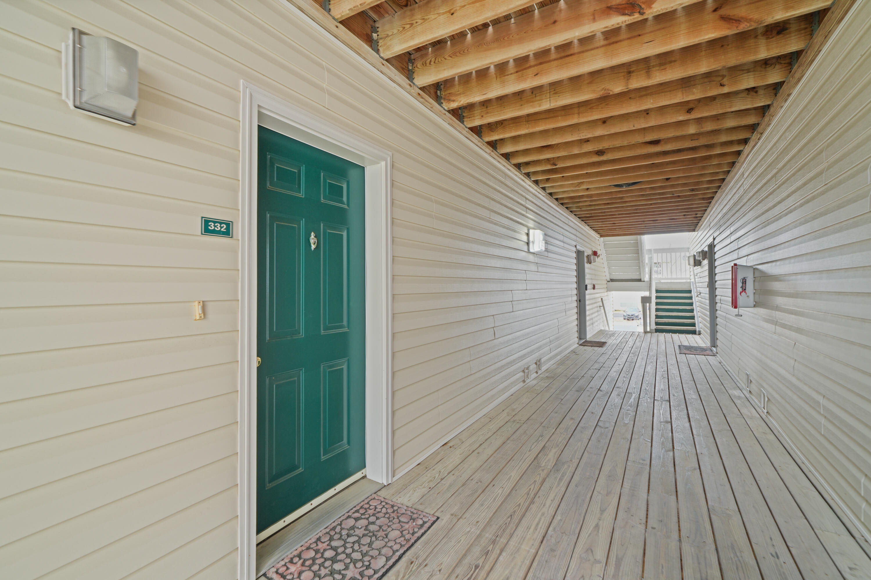 4040 Dancing Cloud Court 332