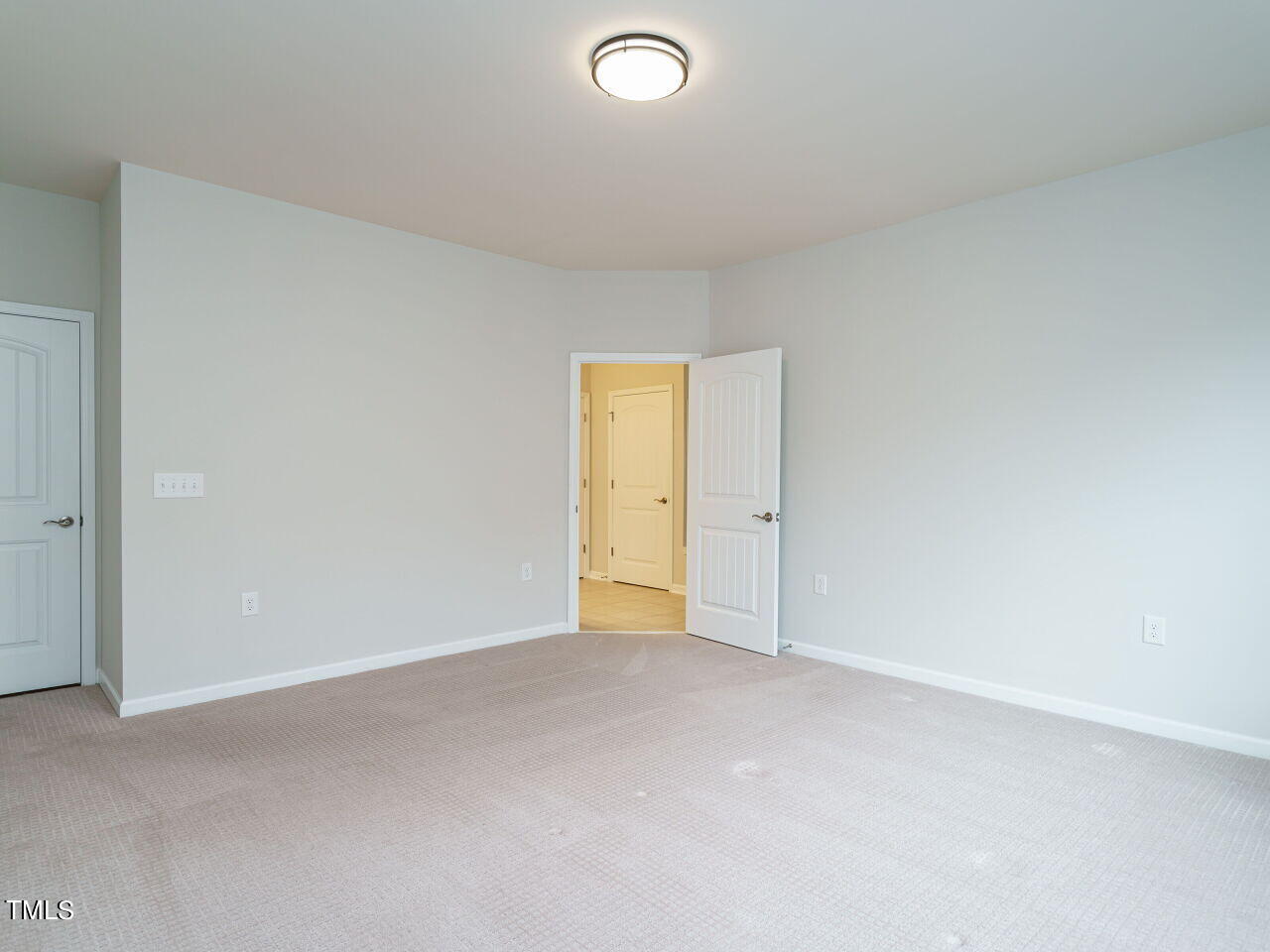 219 Sailfish Court