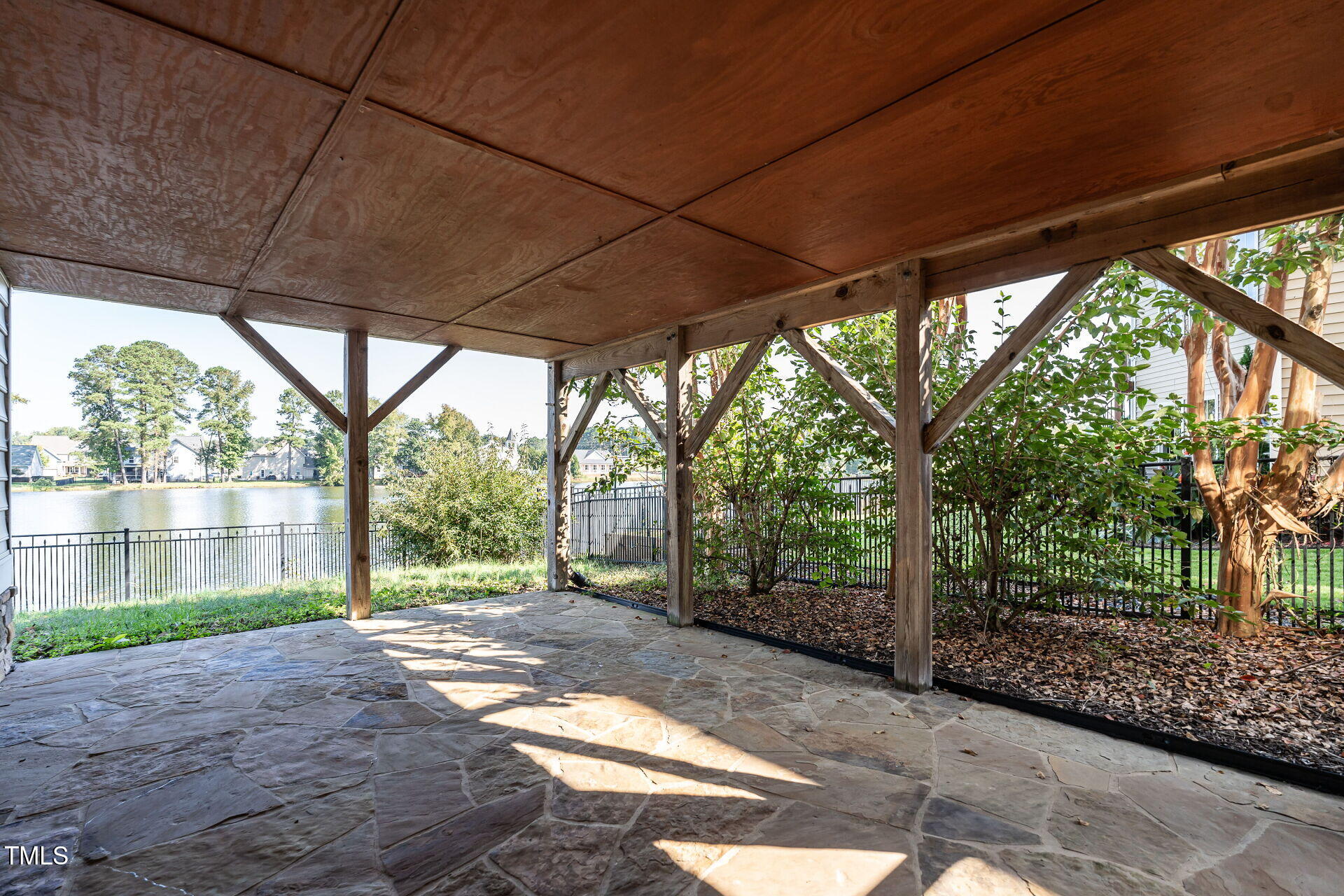 8012 Crookneck Drive