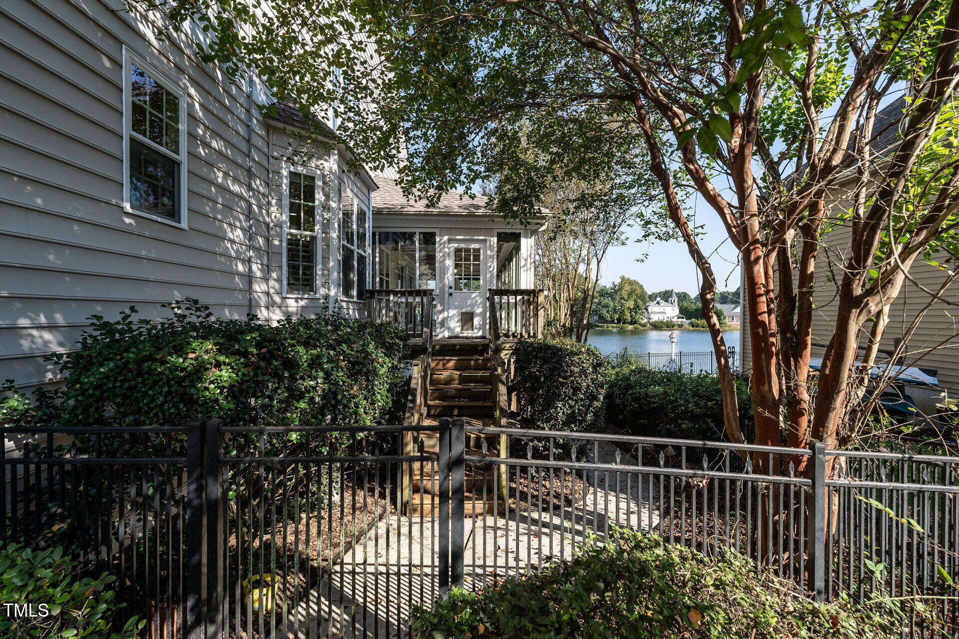 8012 Crookneck Drive