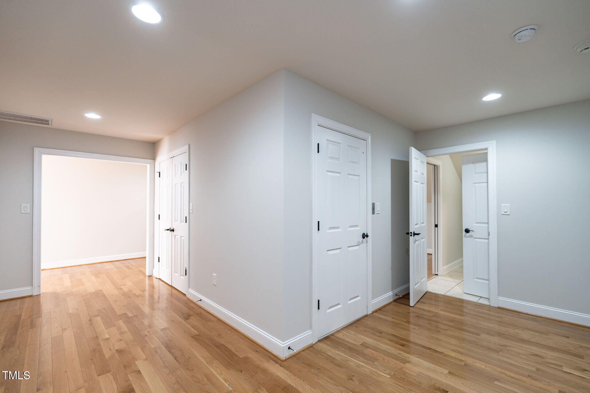 8012 Crookneck Drive