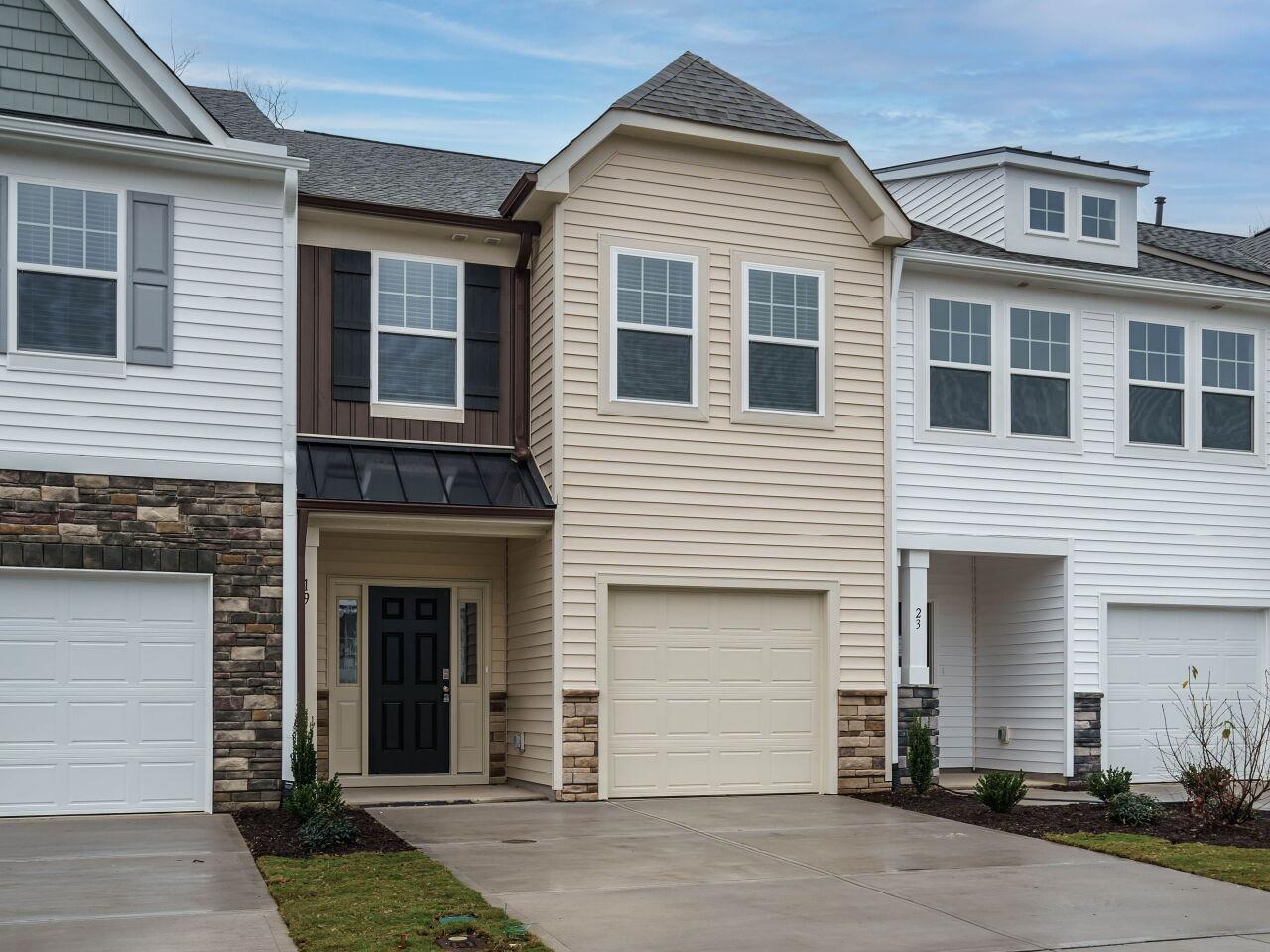 17 Hosta Way