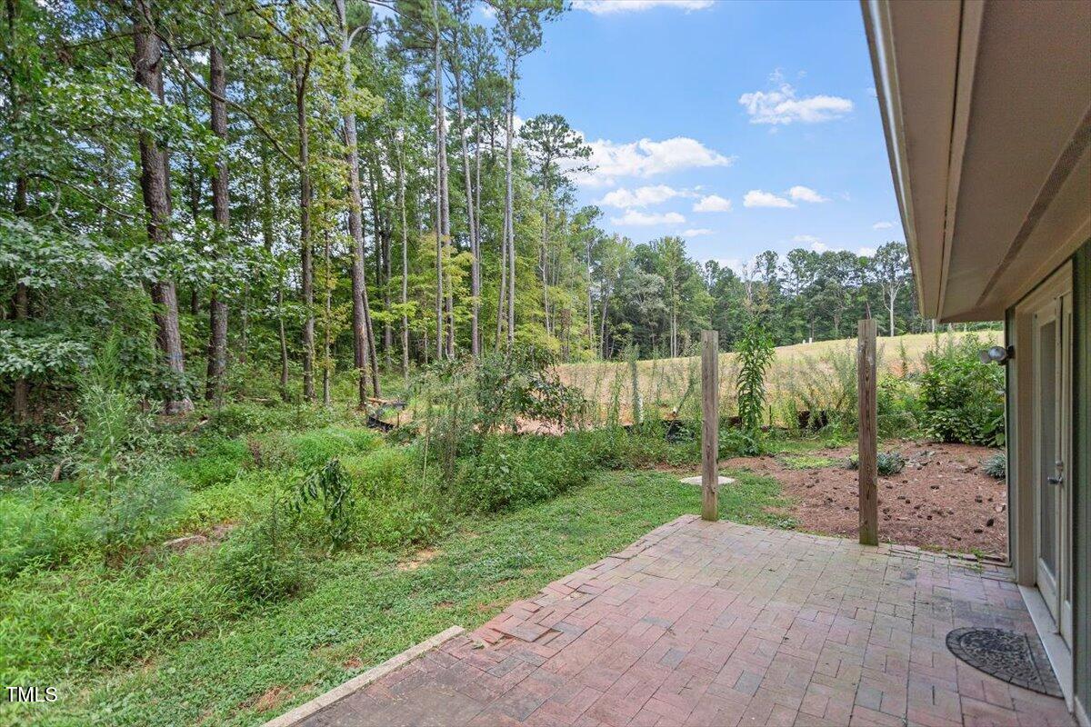 712 Godwin Court