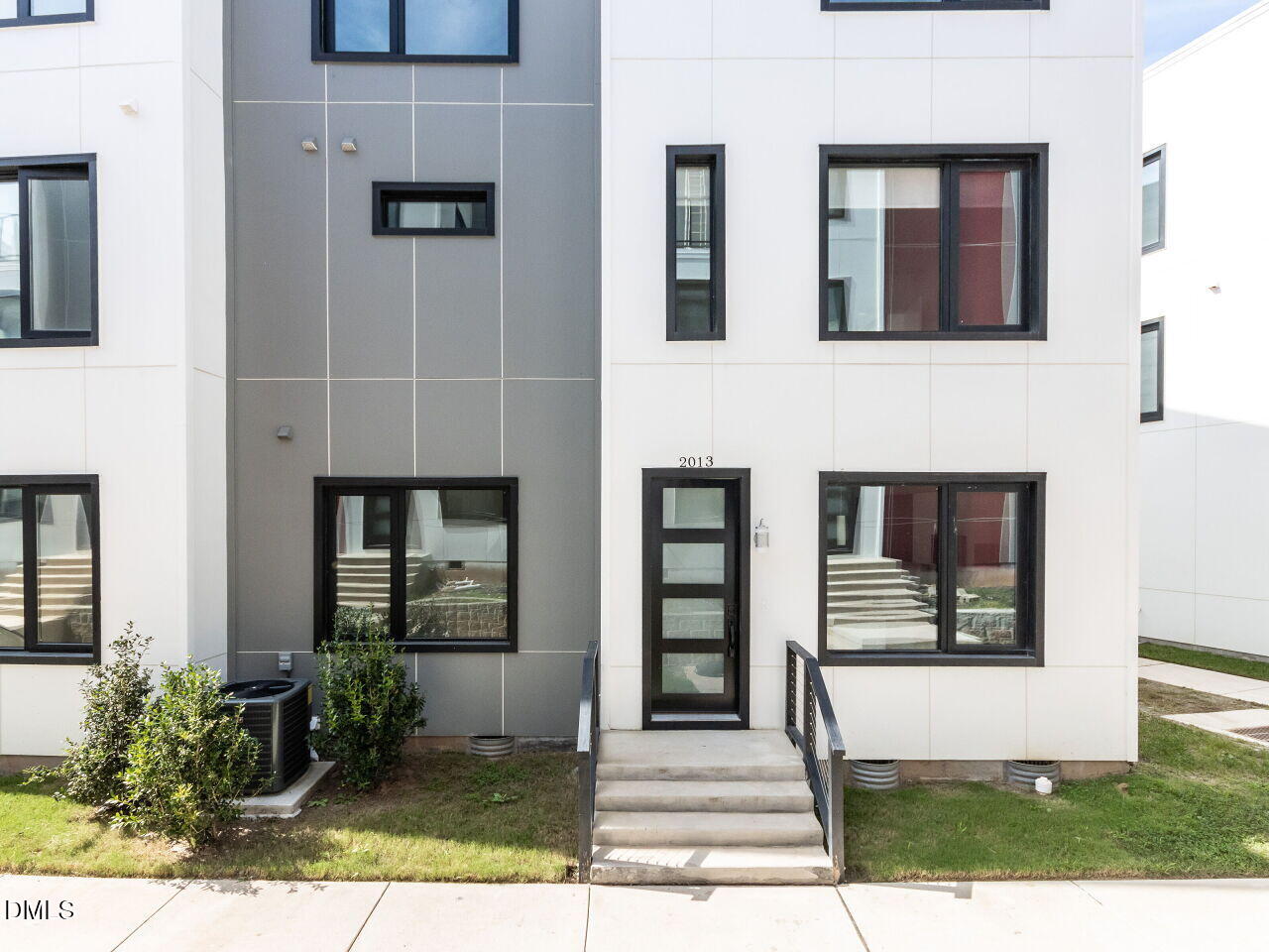 2019 Jade Street