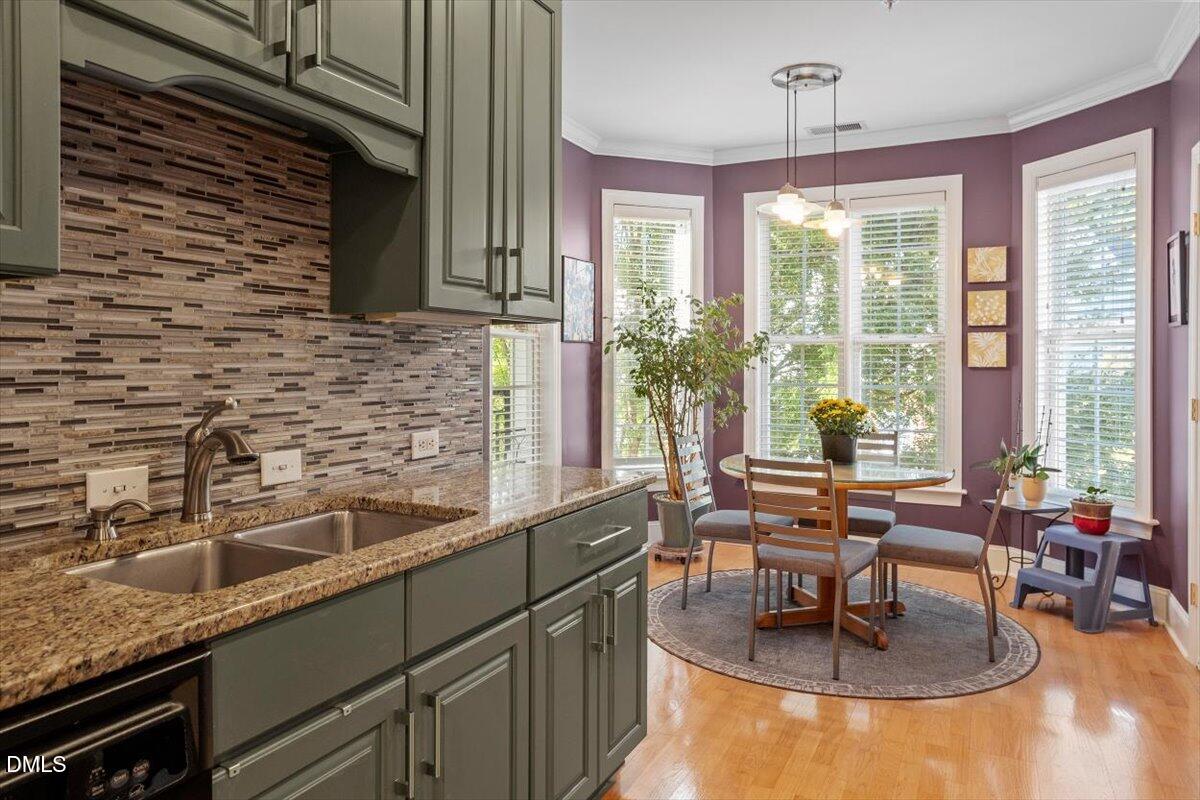 3700 Baron Cooper, Raleigh