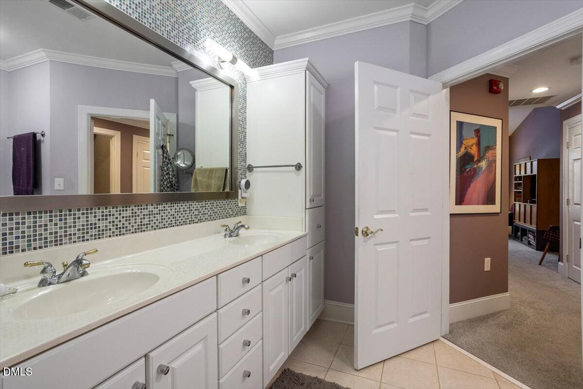 3700 Baron Cooper, Raleigh