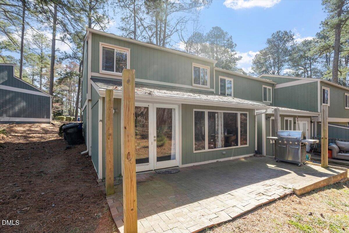 712 Godwin Court