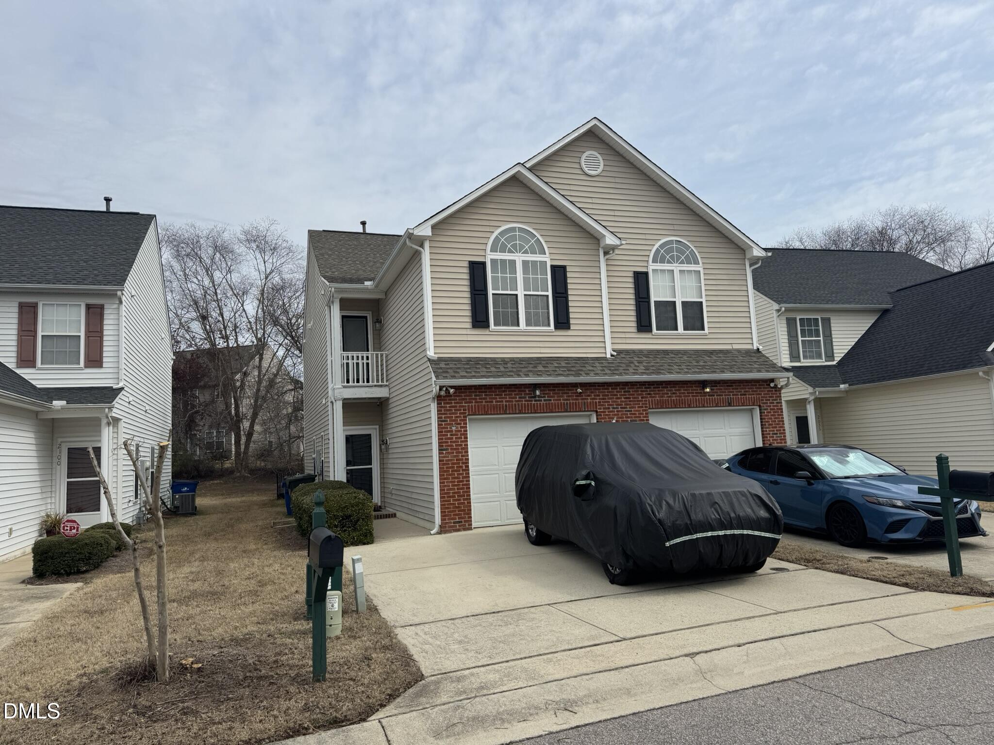 2044 Metacomet Way