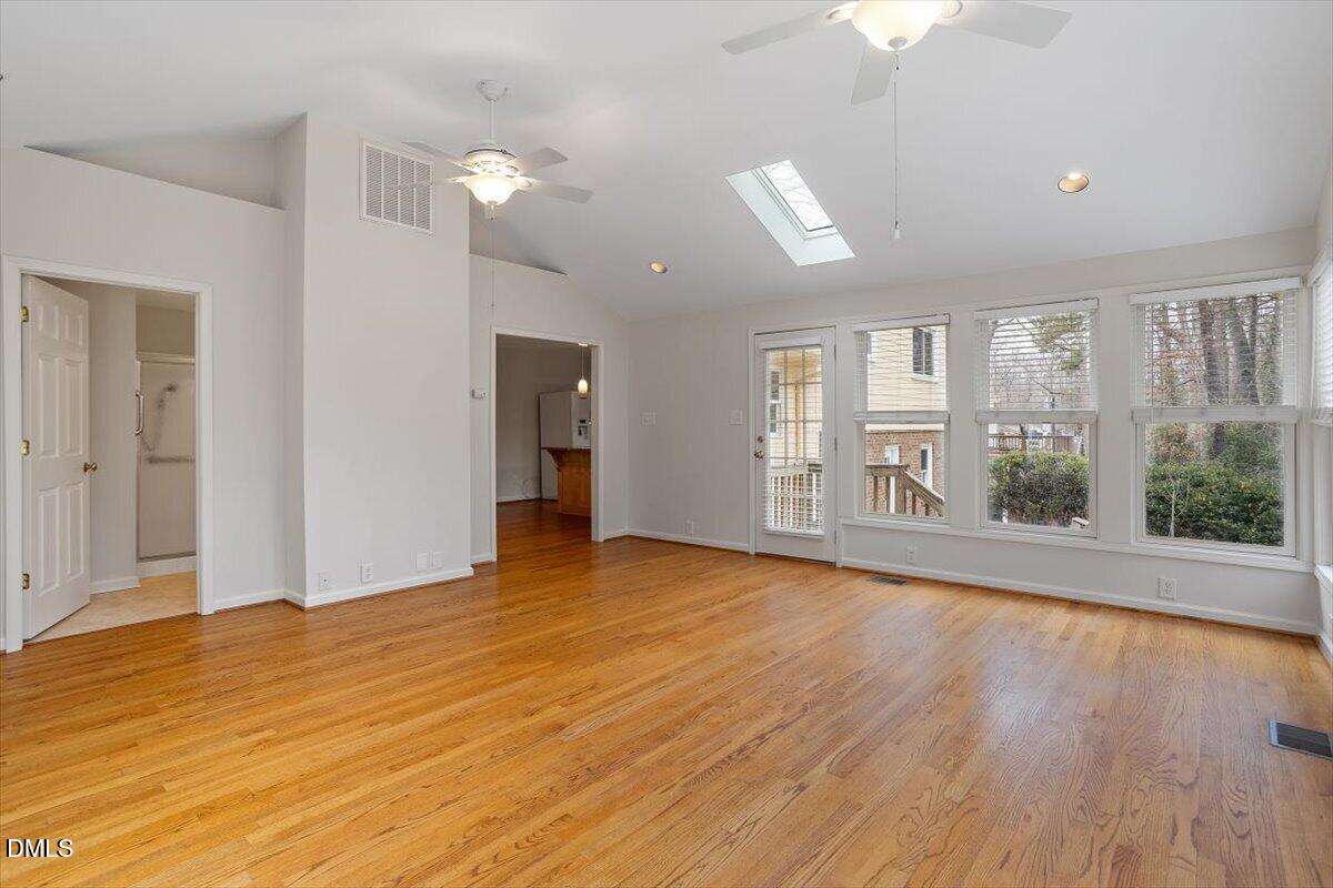 609 Ashe Avenue