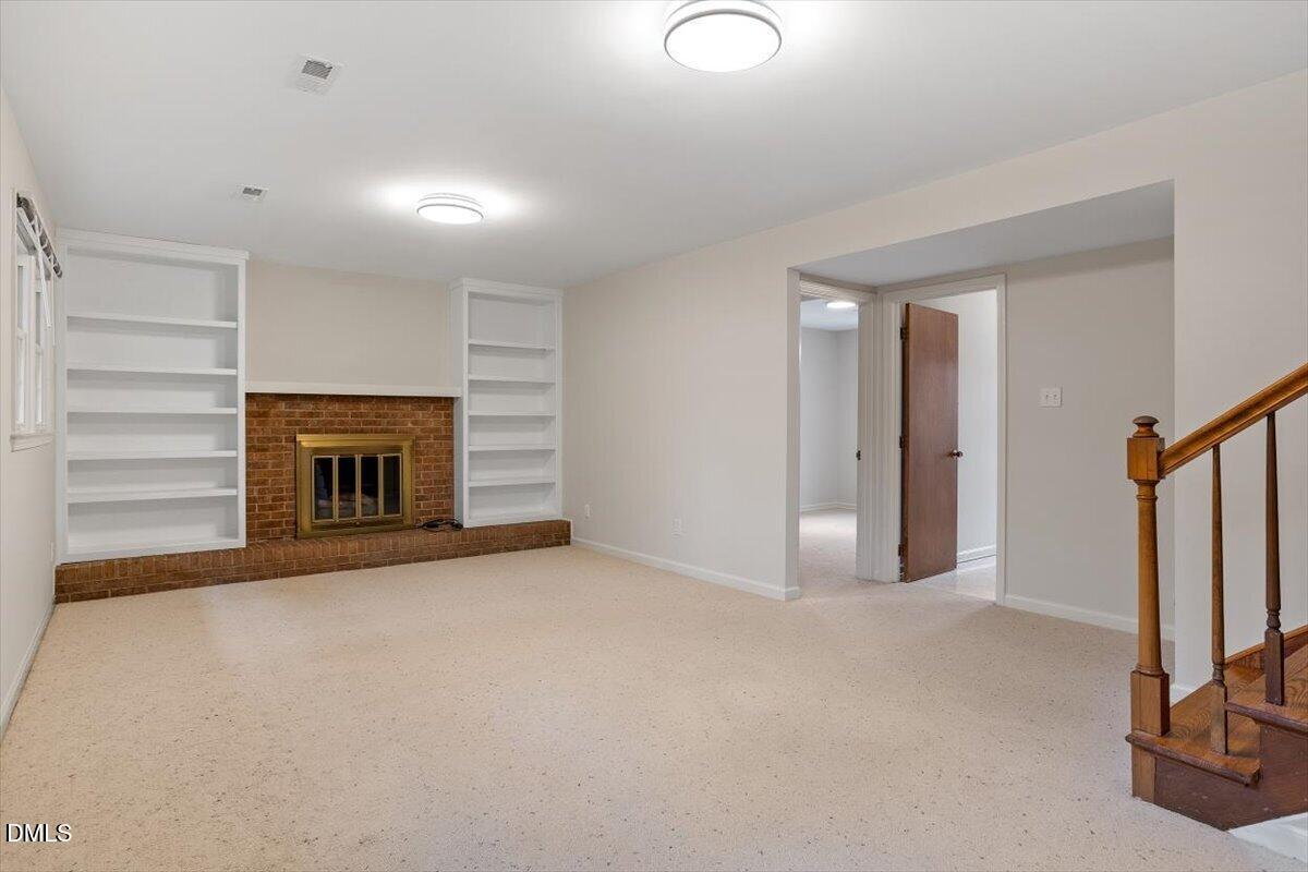 609 Ashe Avenue
