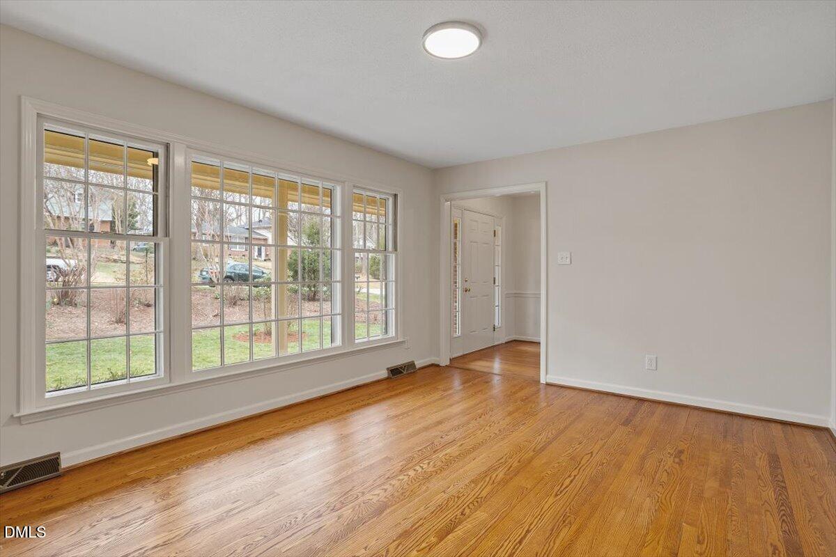 609 Ashe Avenue