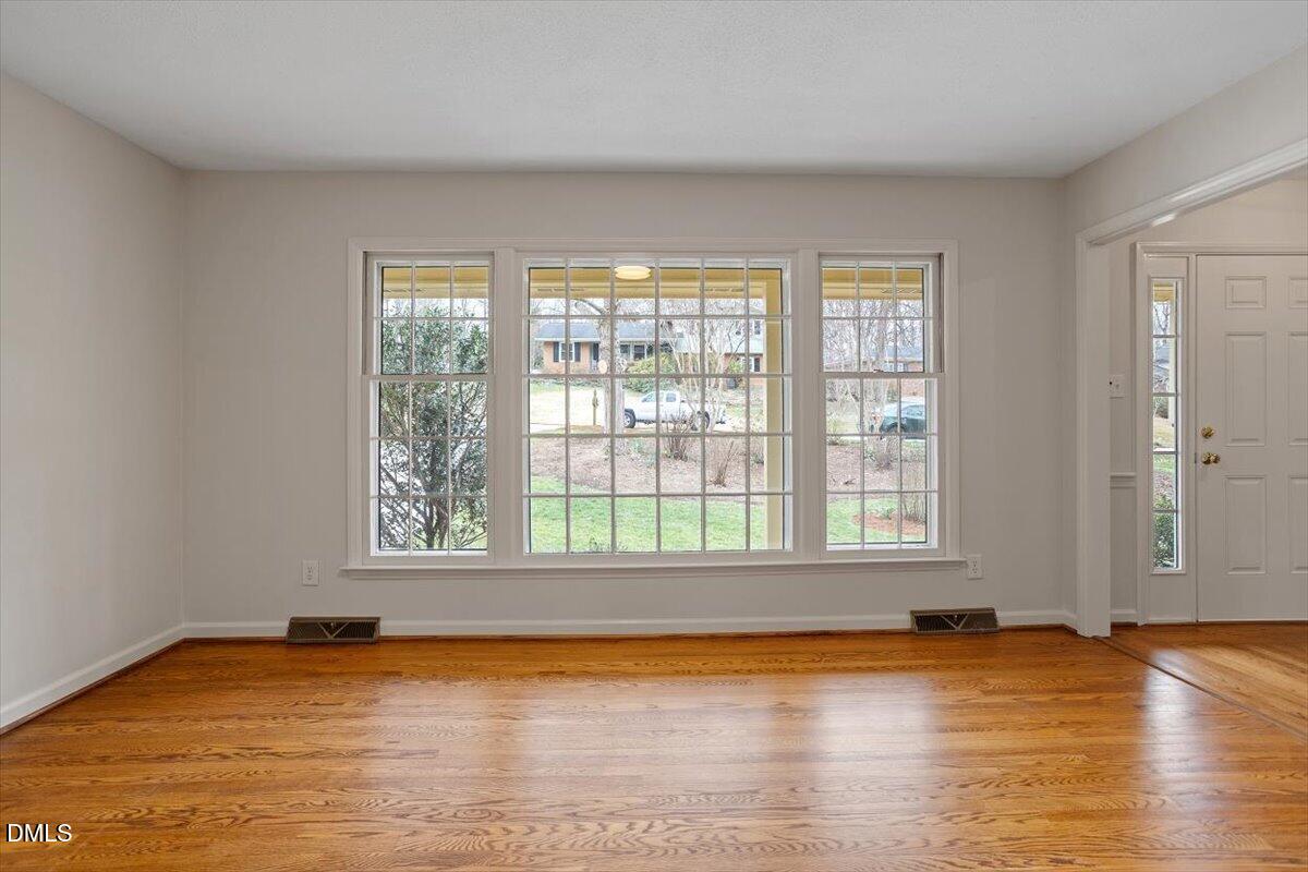 609 Ashe Avenue