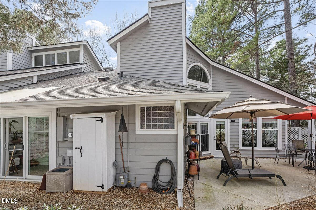 110 White Oak Way