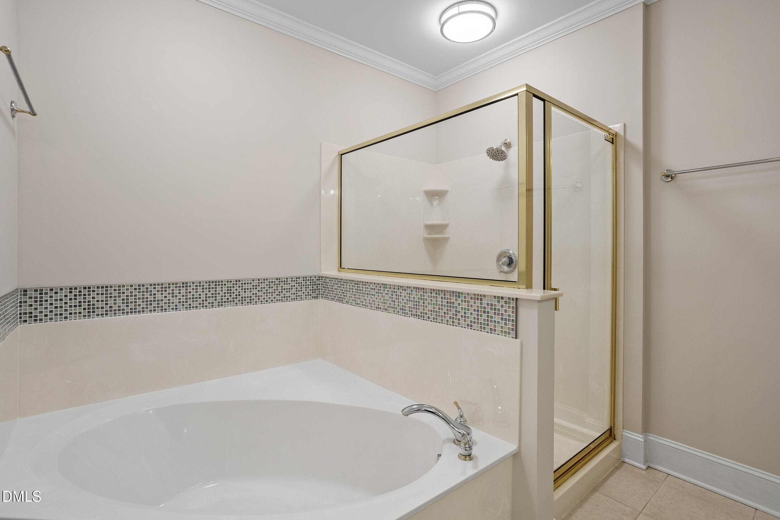 3700 Baron Cooper Pass # 204